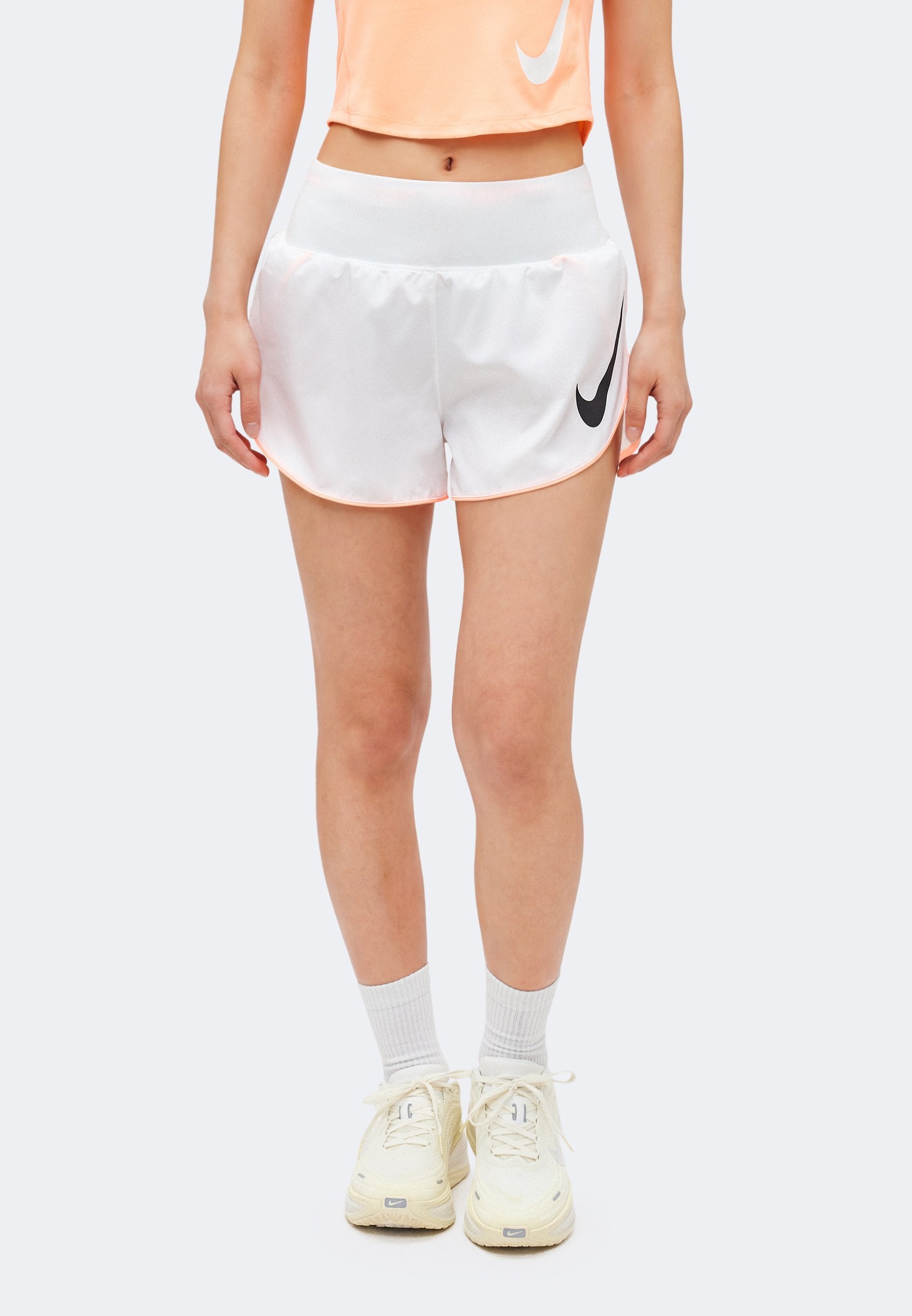 TEMPO  - Sports shorts - white/orange pulse/black