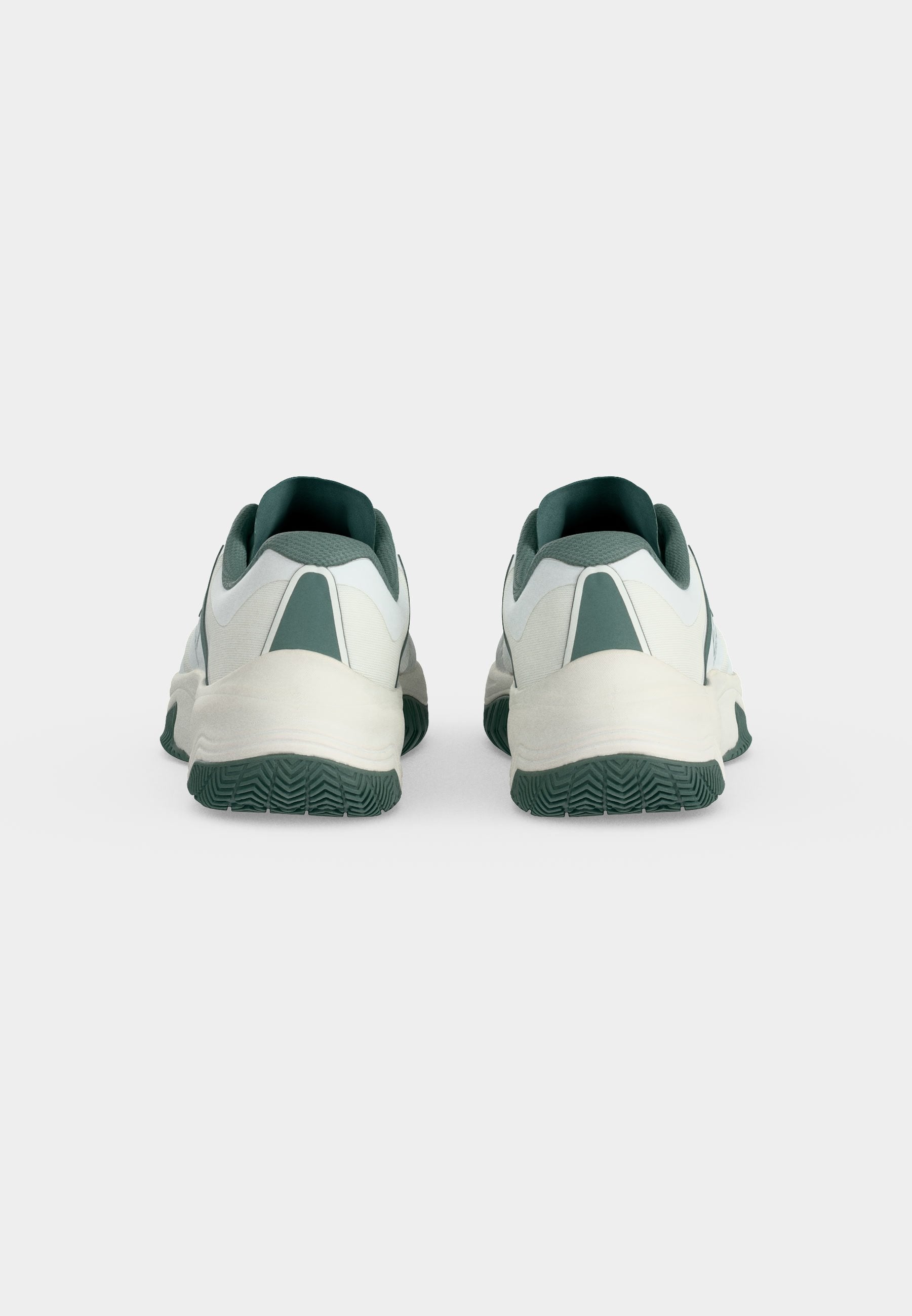 Multicourt tennis shoes - white/silver-coloured pine/slate gray