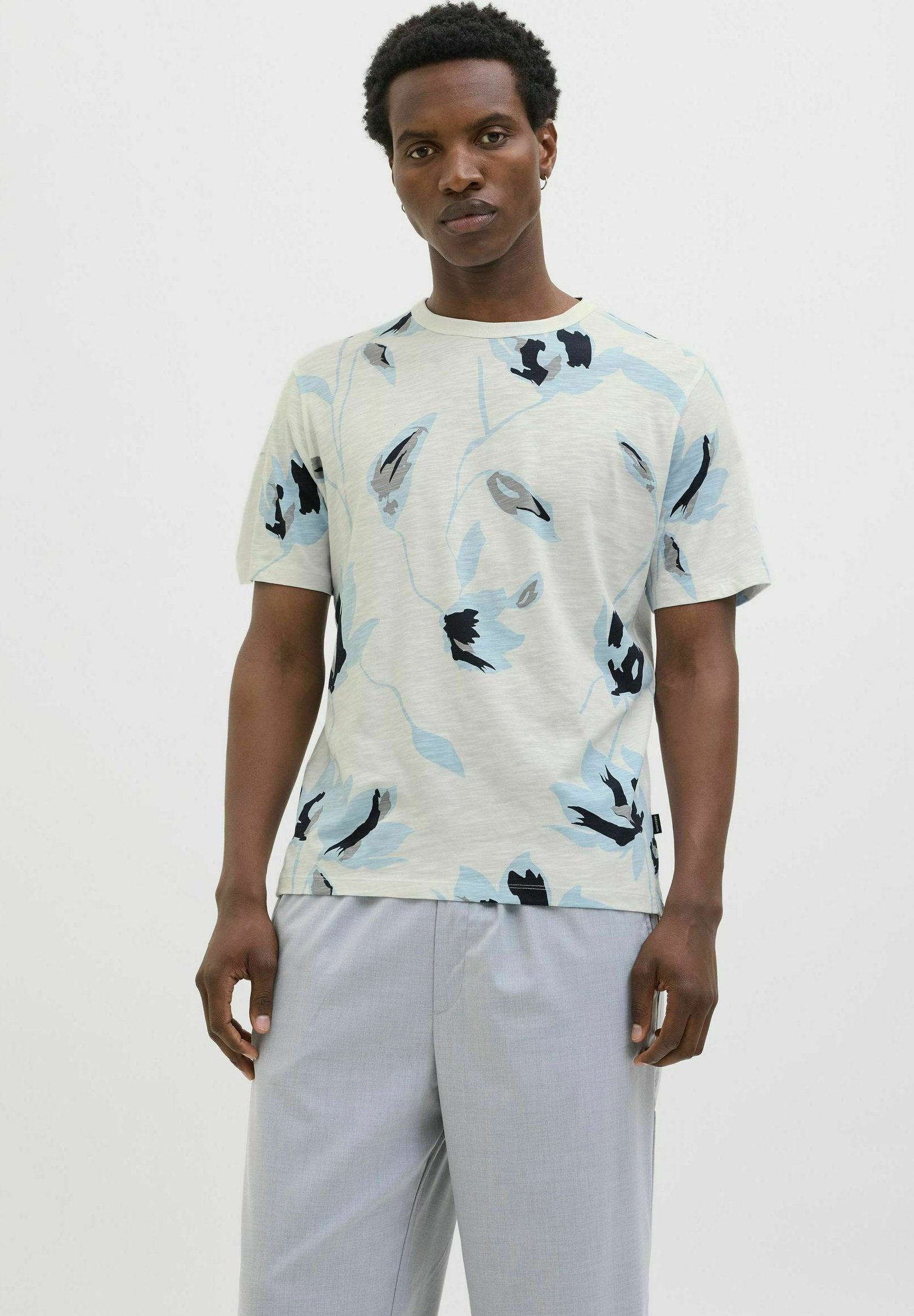 All Over Print - Print T-shirt - cloud dancer