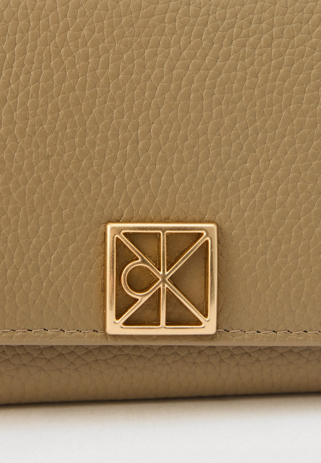 EMBLEM ZIP - Wallet - desert taupe