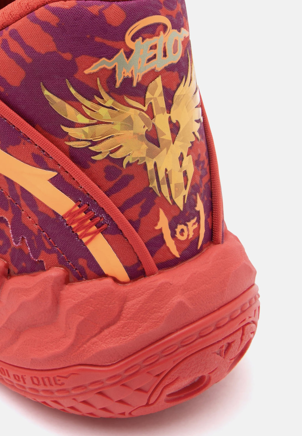 MB05 ENCORE - Basketball shoes - red/magenta gleam/fluro orange pes