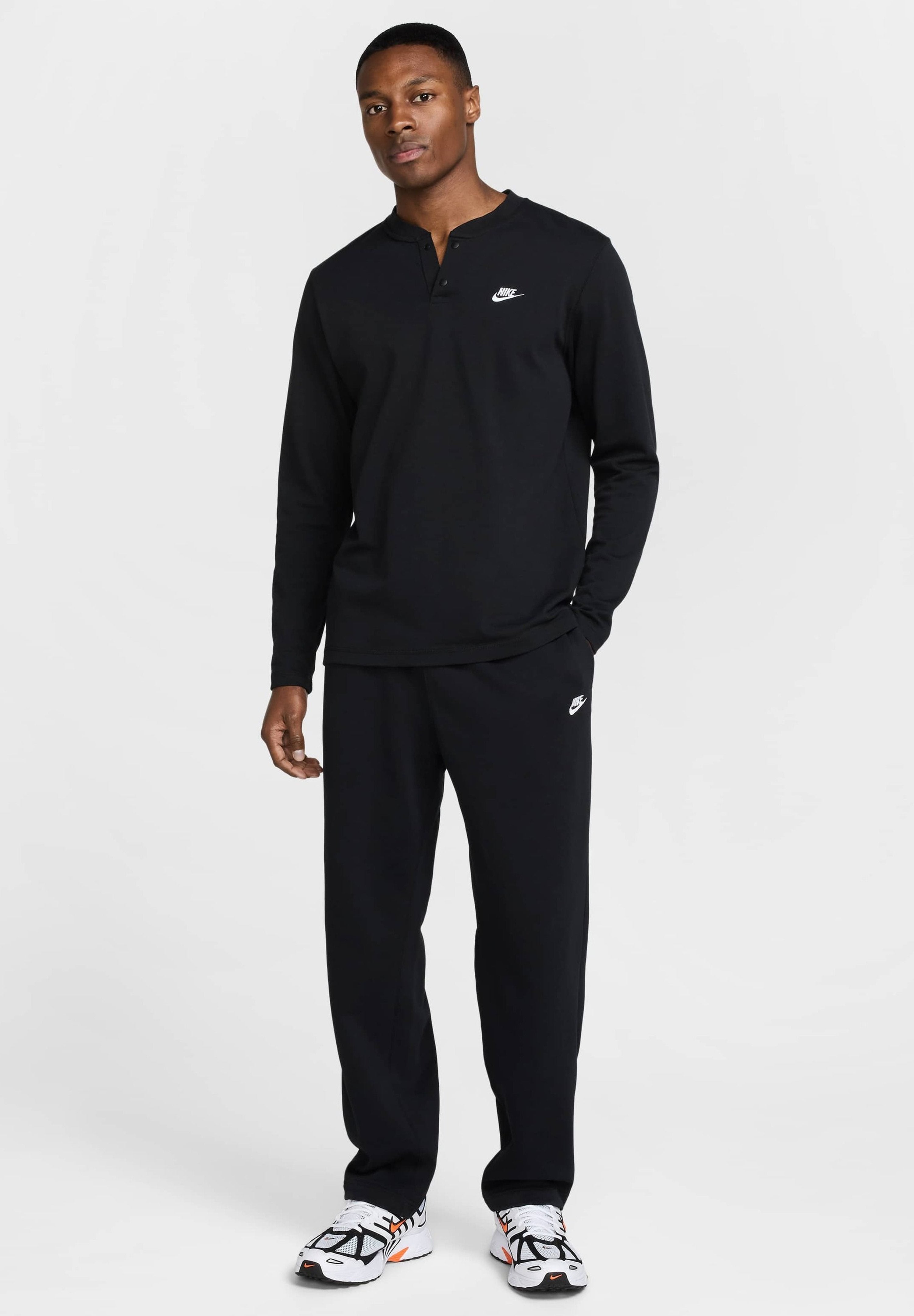 M NK CLUB FT OH PANT - Tracksuit bottoms - black black white