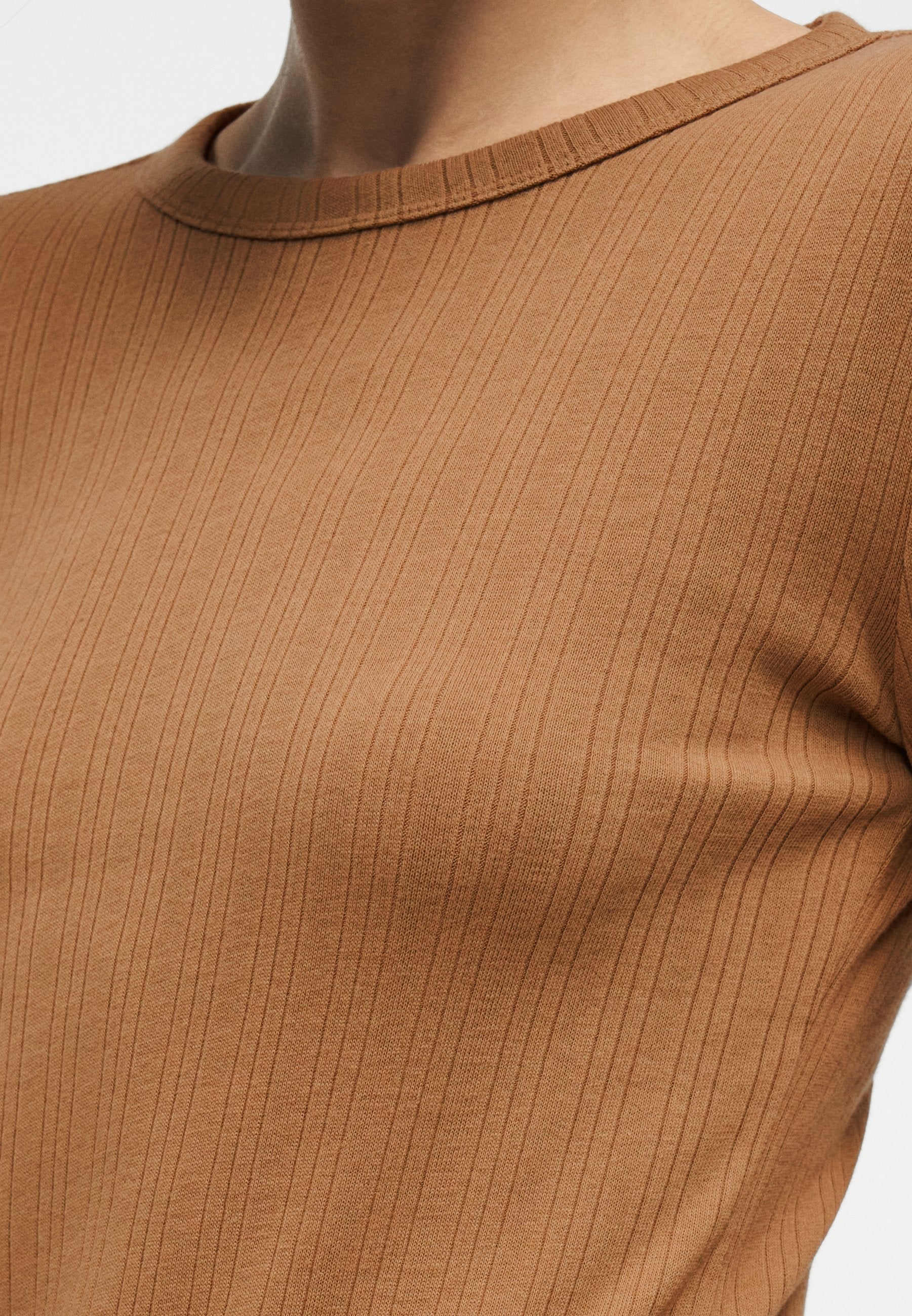 VERIGATED CREW - Long sleeved top - kola nut