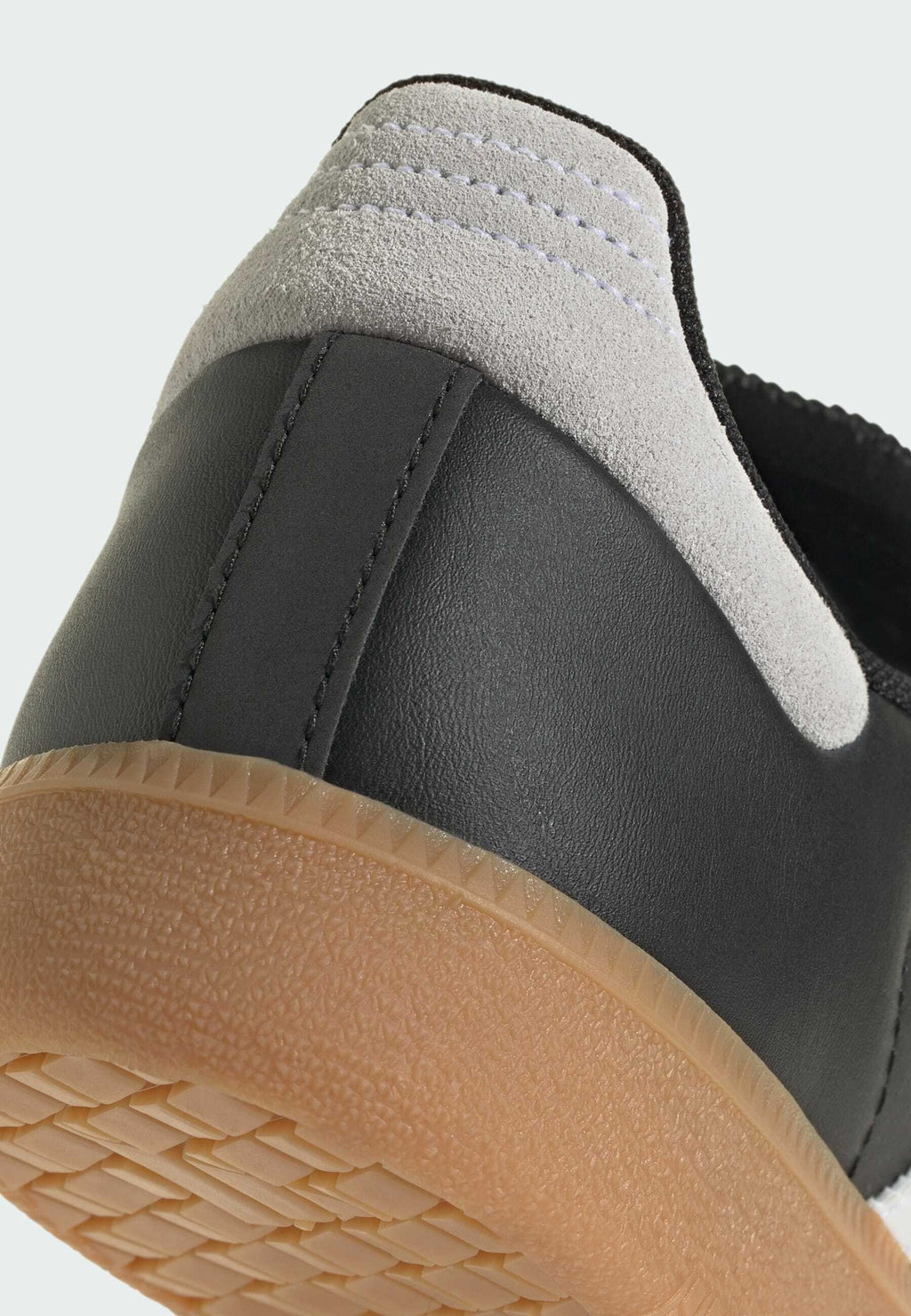 UNISEX - Cycling shoes - core black   cloud white   gold metallic