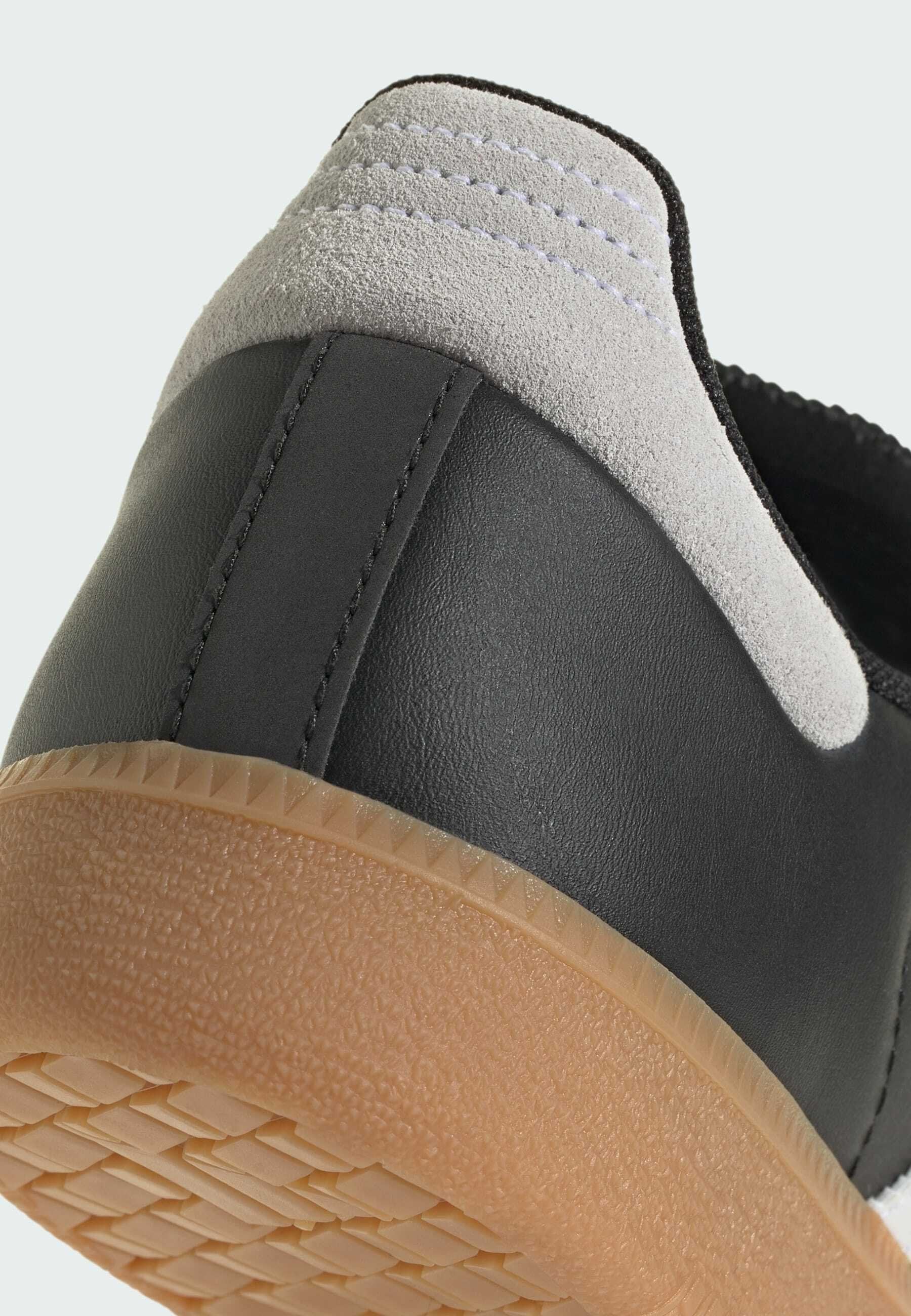 UNISEX - Cycling shoes - core black   cloud white   gold metallic