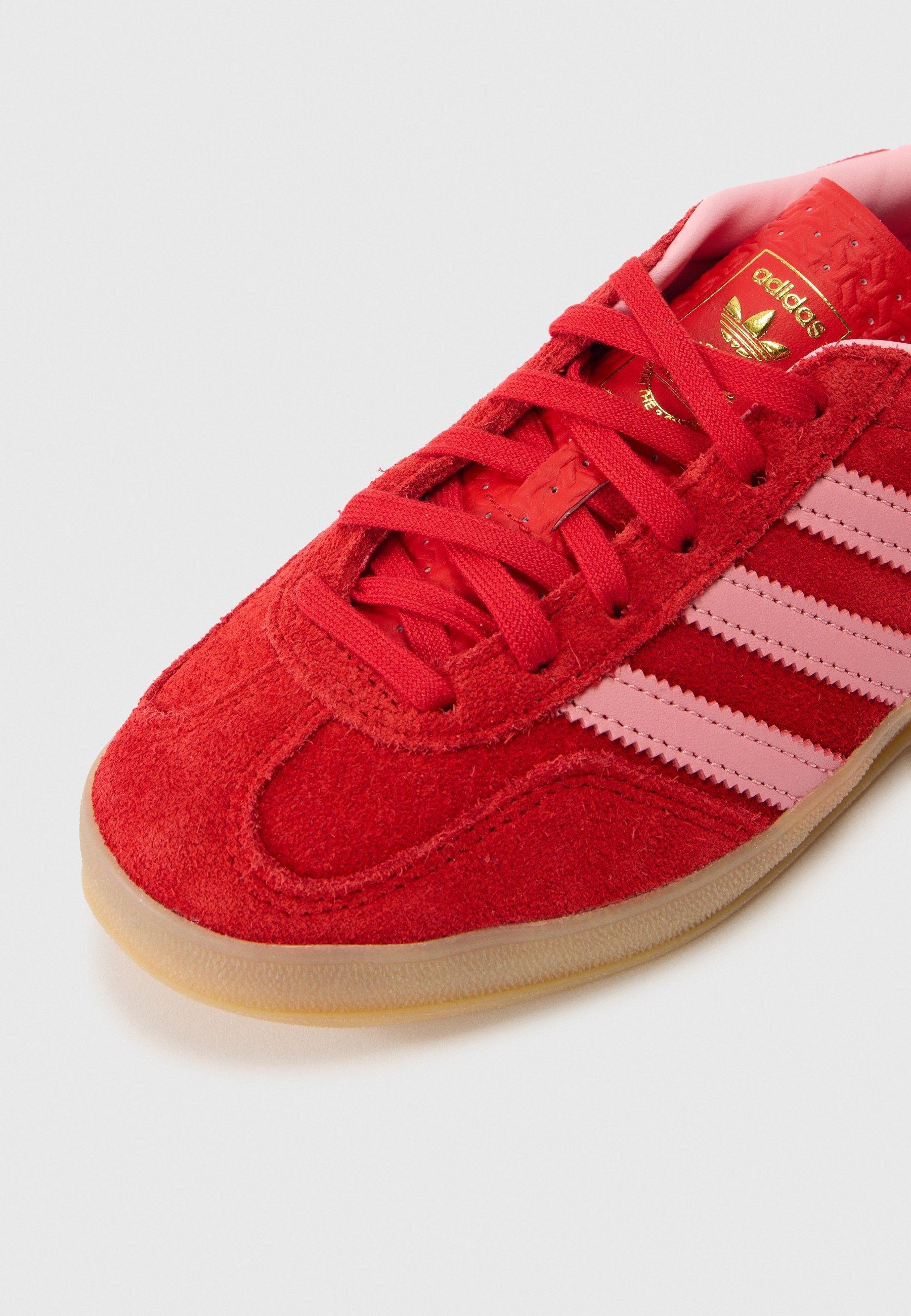 GAZELLE INDOOR - Trainers - better scarlet/light pink/gum