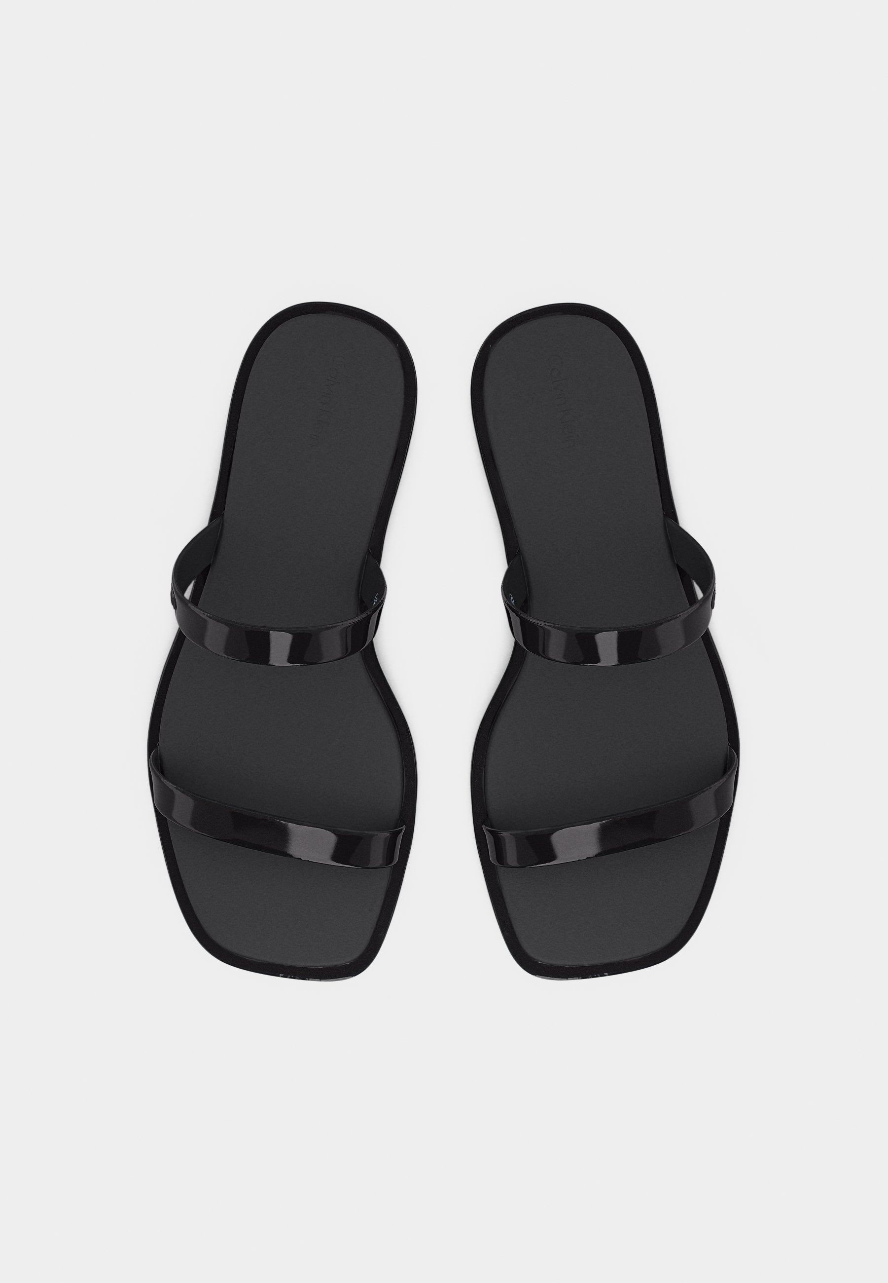 Mules - triple black