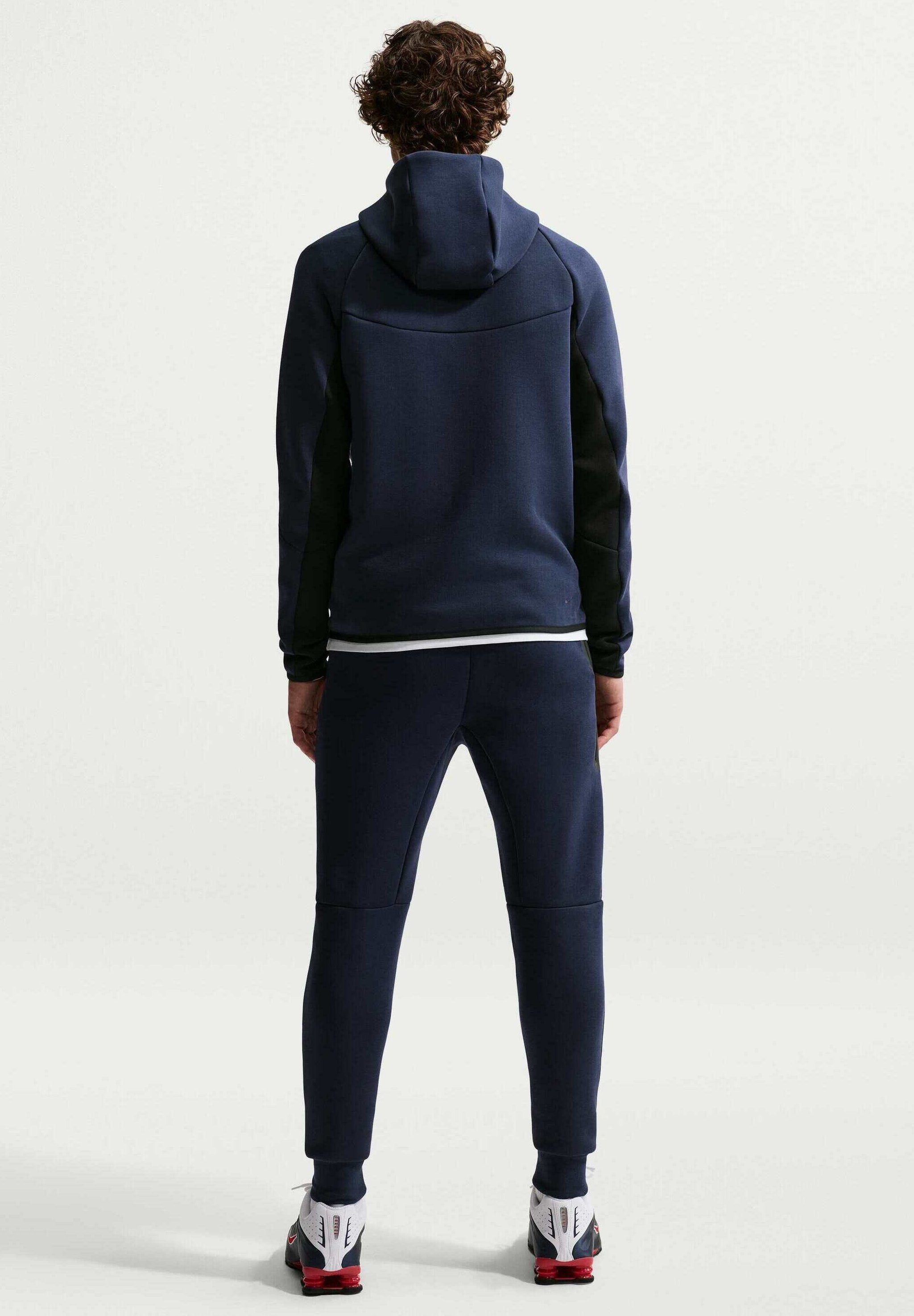 M NK TCH FLC JGGR - Bas de jogging - obsidienne noire et violet éclatant