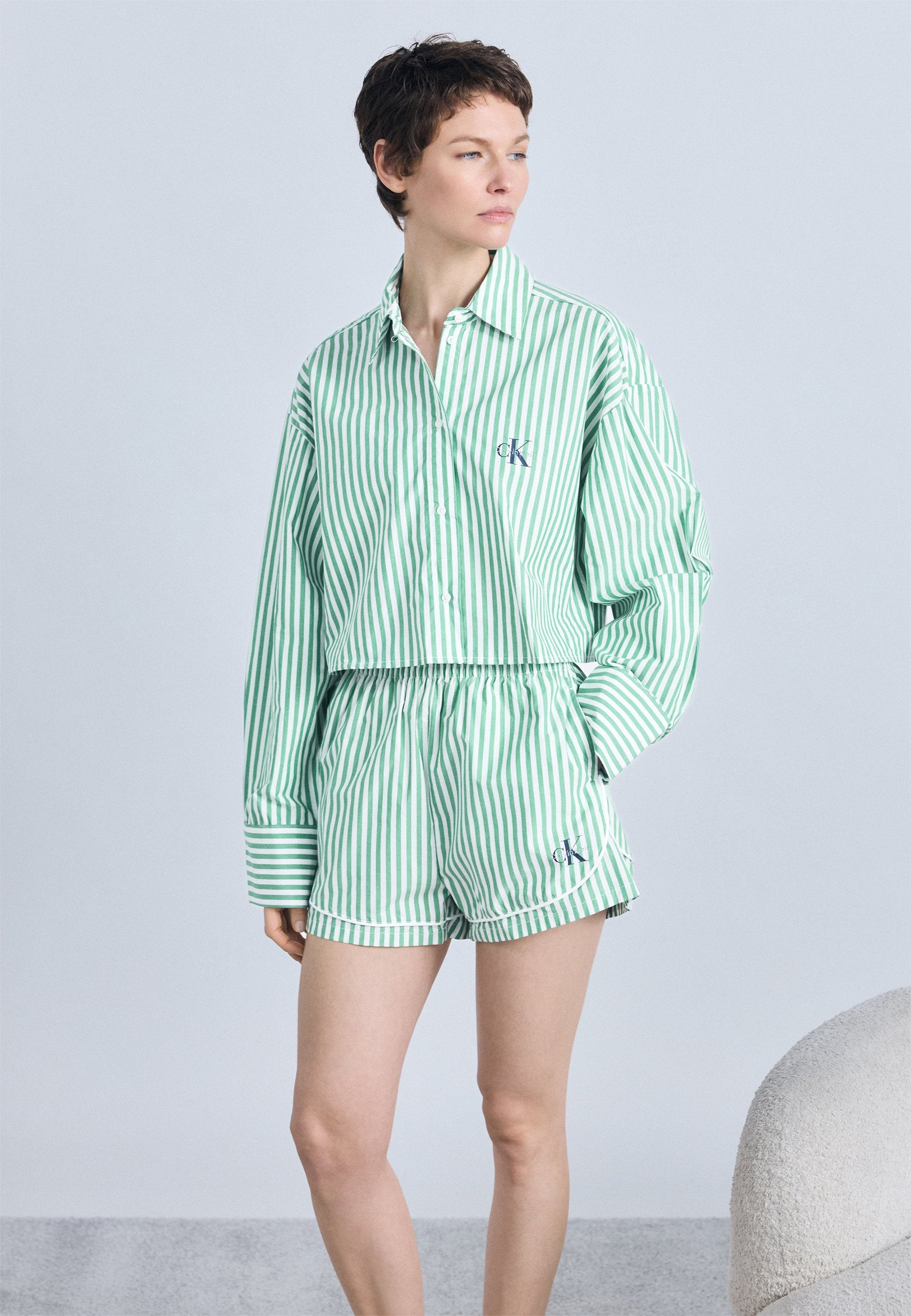CROPPED SHIRT - Pyjama top - mardi gras green