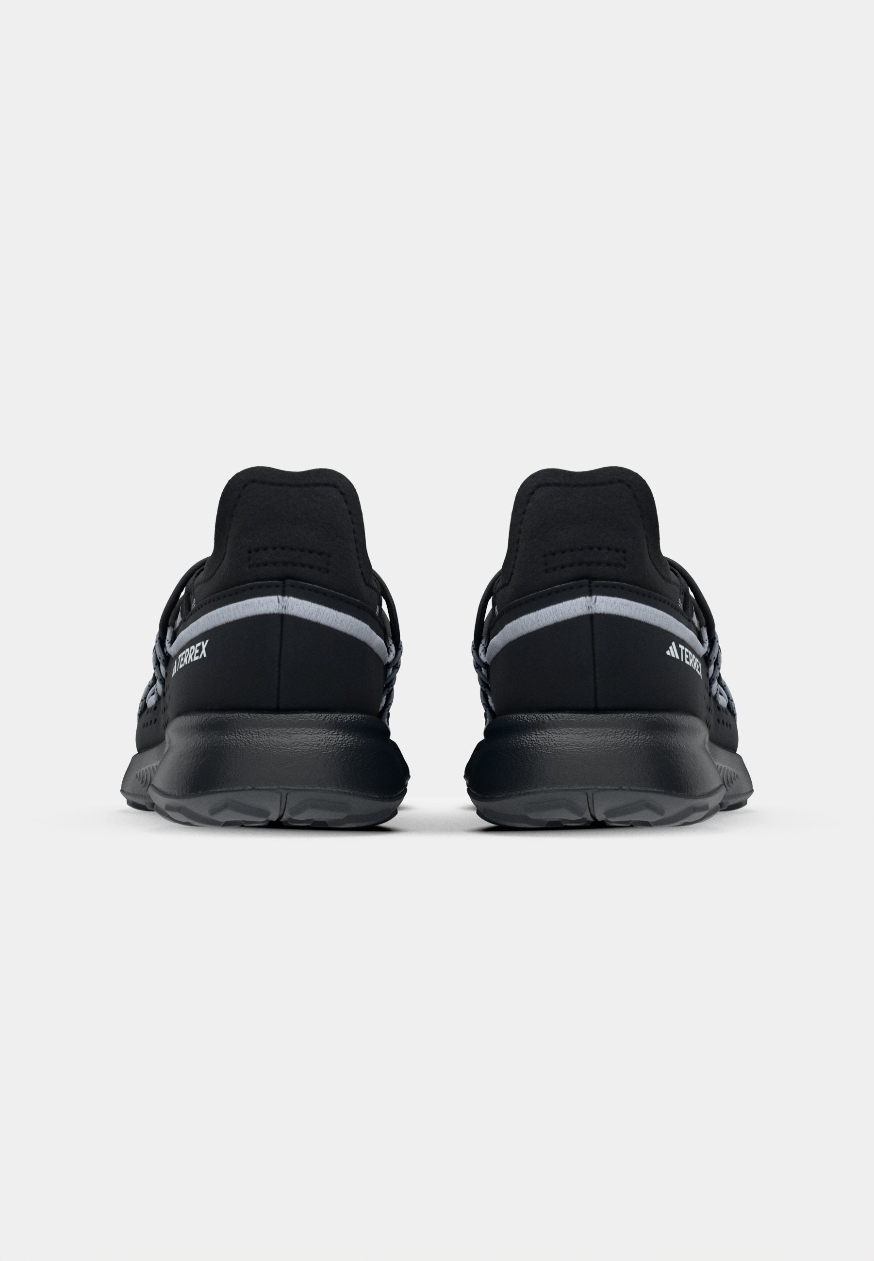 VOYAGER 21 TRAVEL - Hiking shoes - core black chalk white grey two