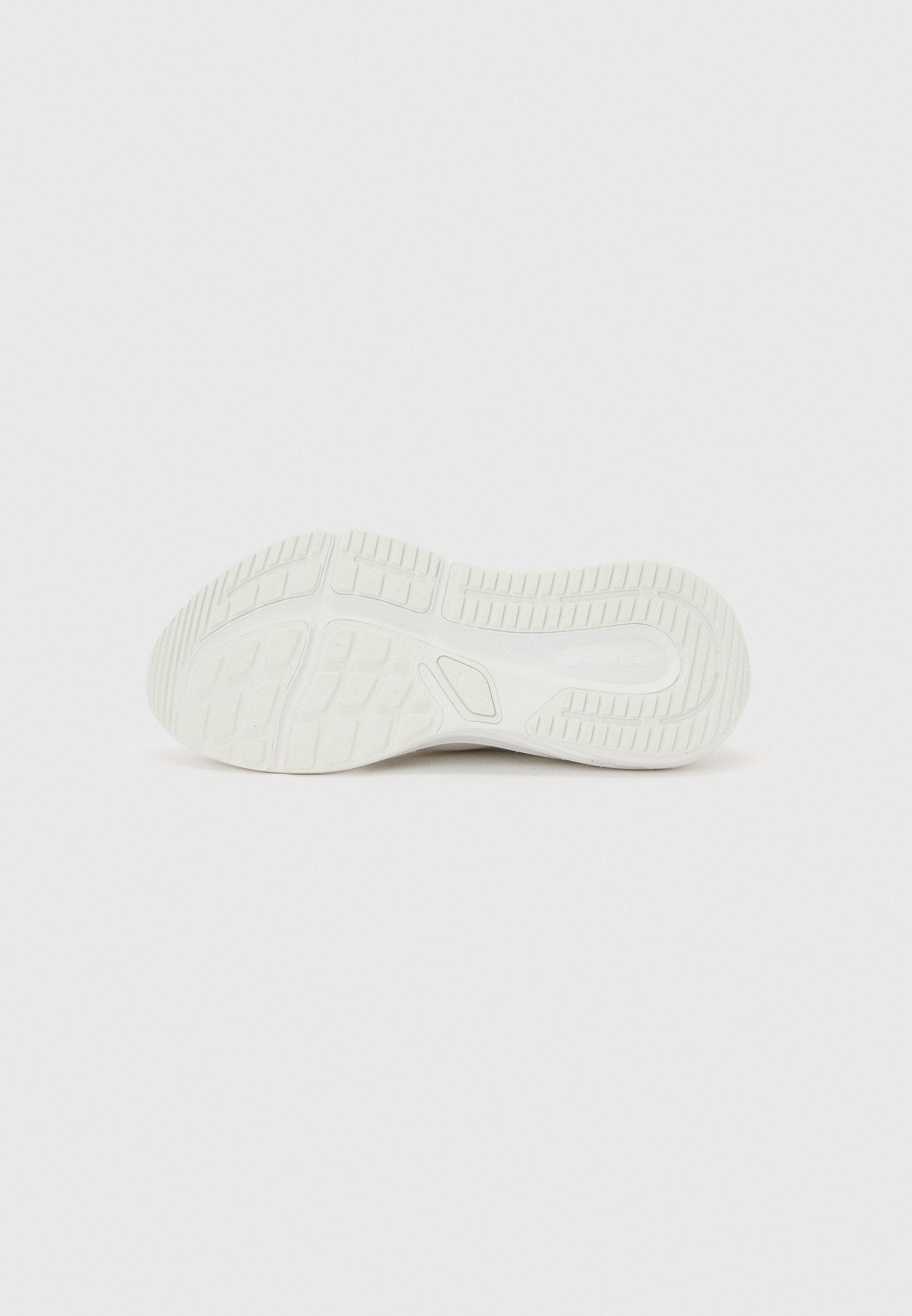 AIR WINFLO 12 - Road running shoes - white/silver-coloured/summit white/photon dust