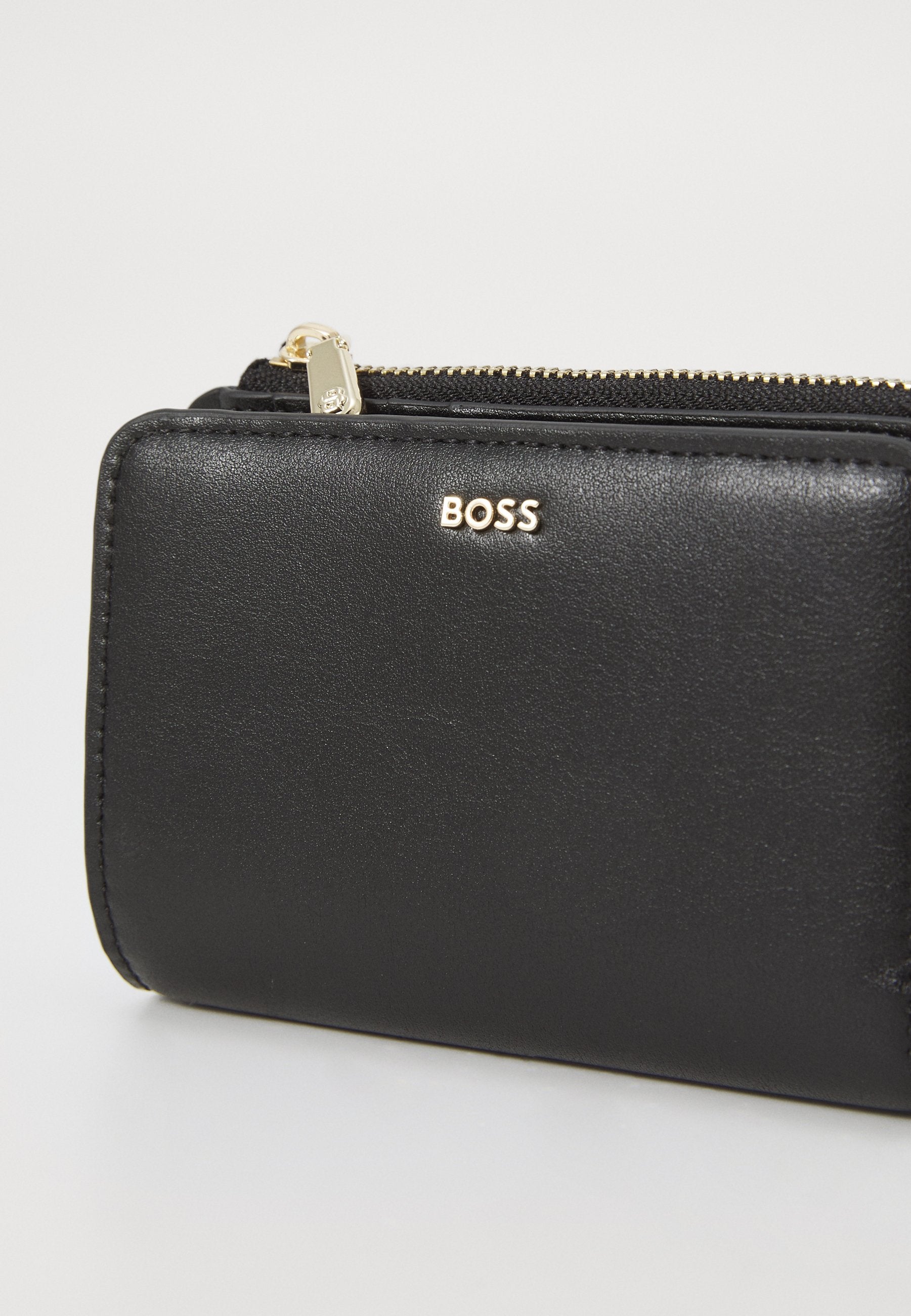 NUMAH - Wallet - black