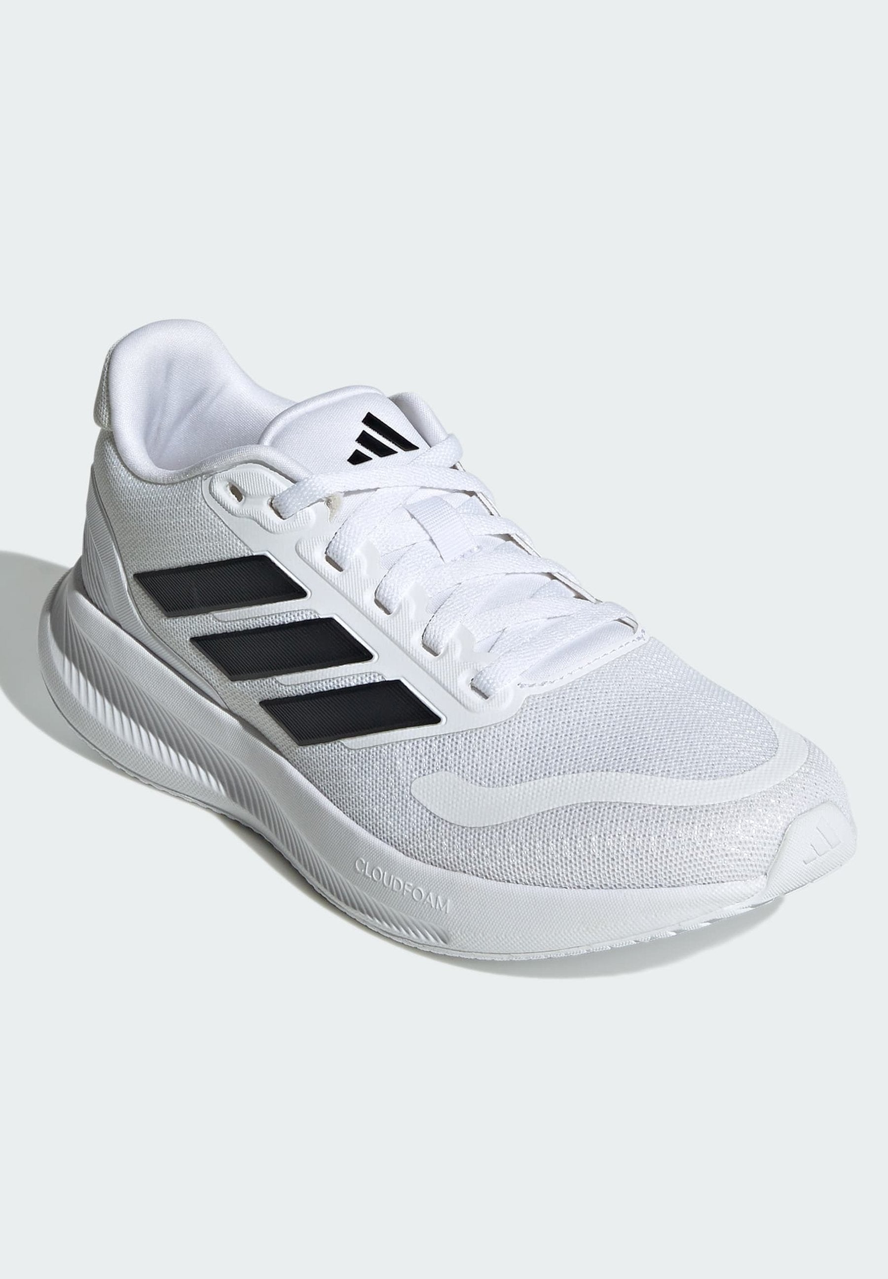 Road running shoes - cloud white   core black   core black