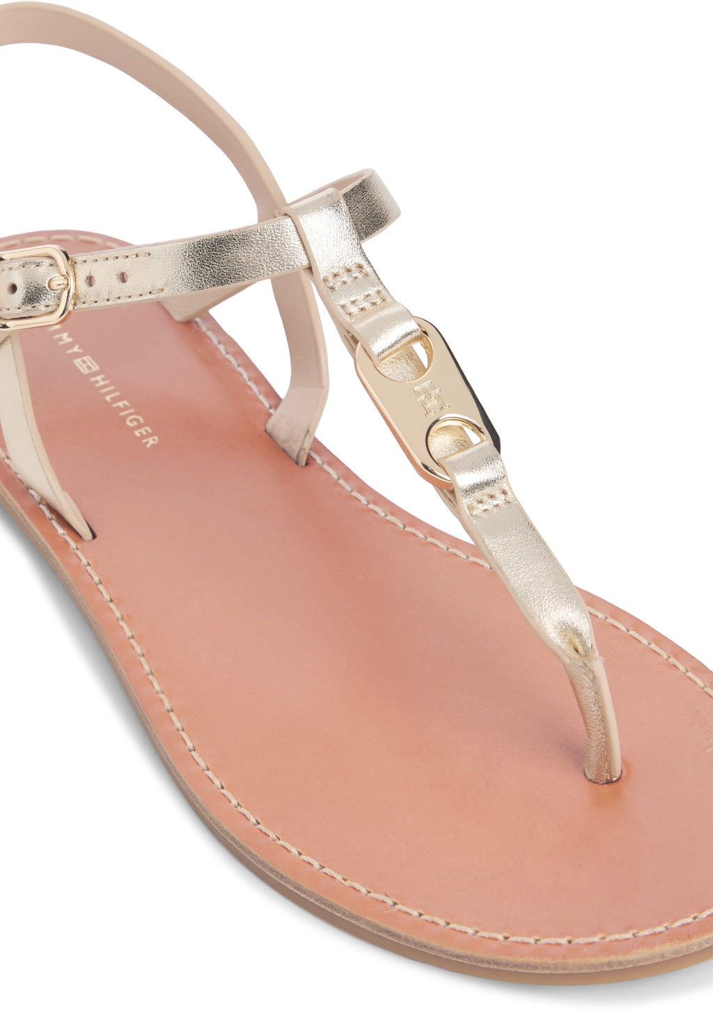 METALLIC LEATHER TOE POST FLAT SANDALS - Sandals - gold-coloured
