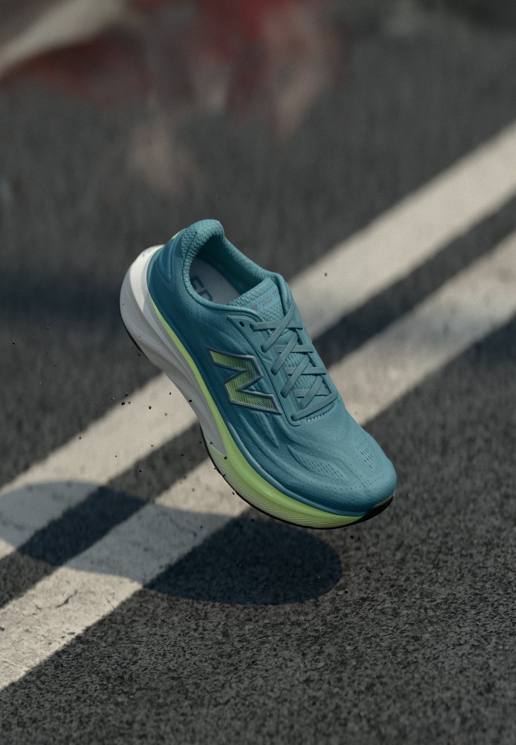 أحذية الجري على الطرق FRESH FOAM X MORE V6 - أحذية جري - ماء مالح
