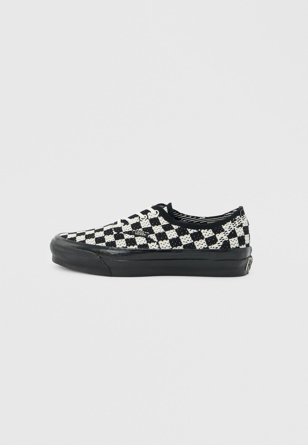 PREMIUM AUTHENTIC 44 EK - Skate shoes - black/marshmallow