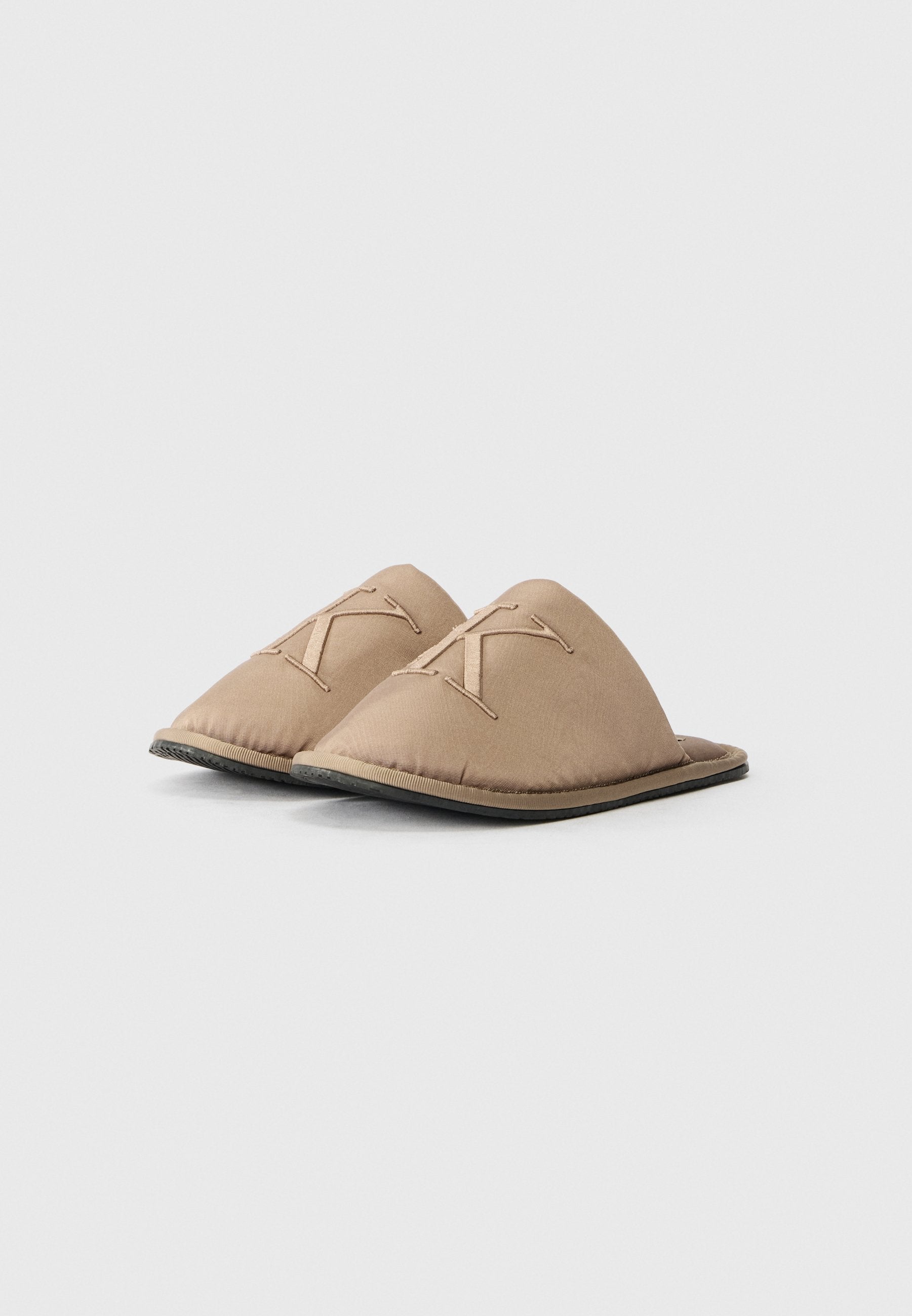 MOIRE - Slippers - desert