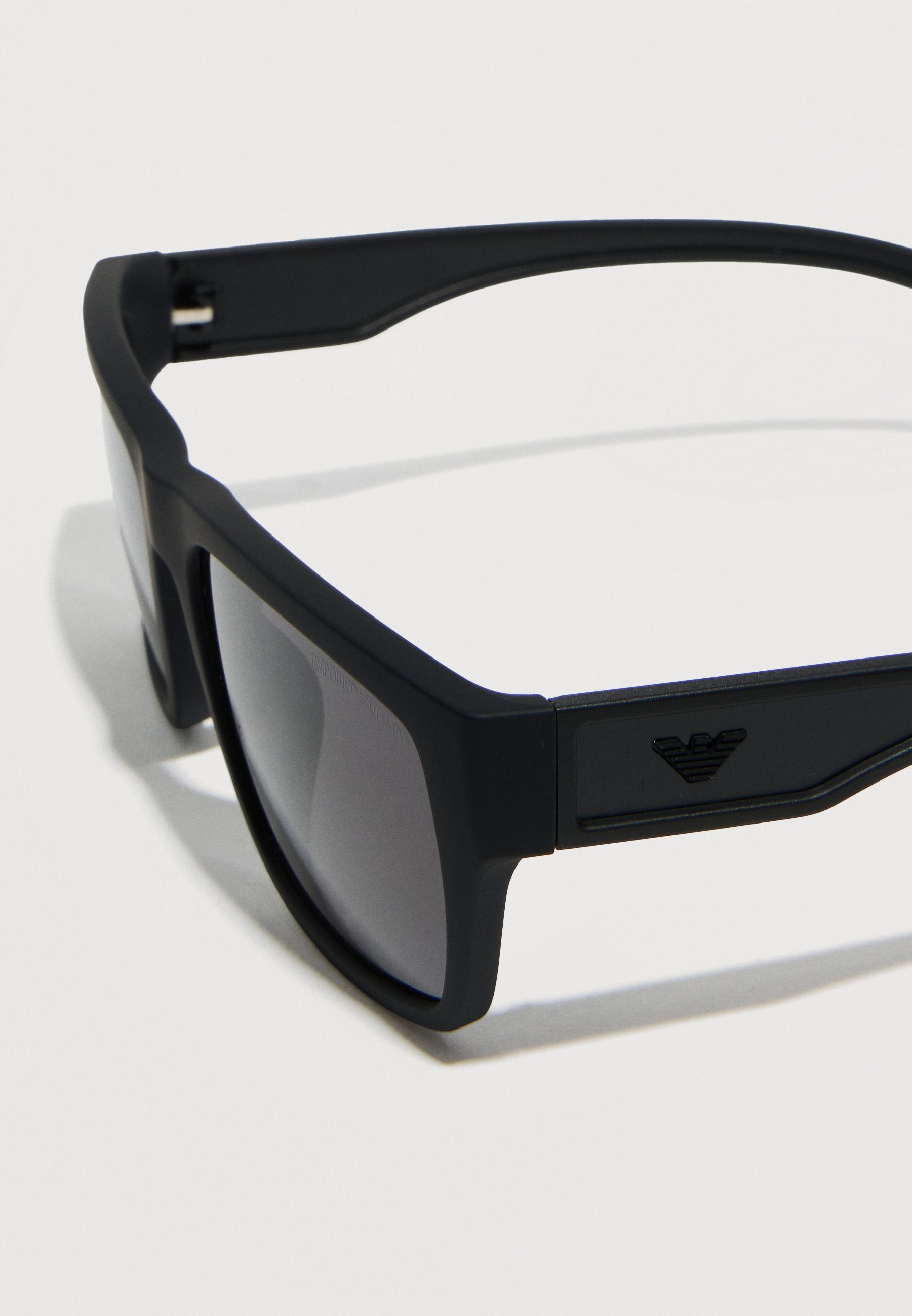 Sunglasses - matte black