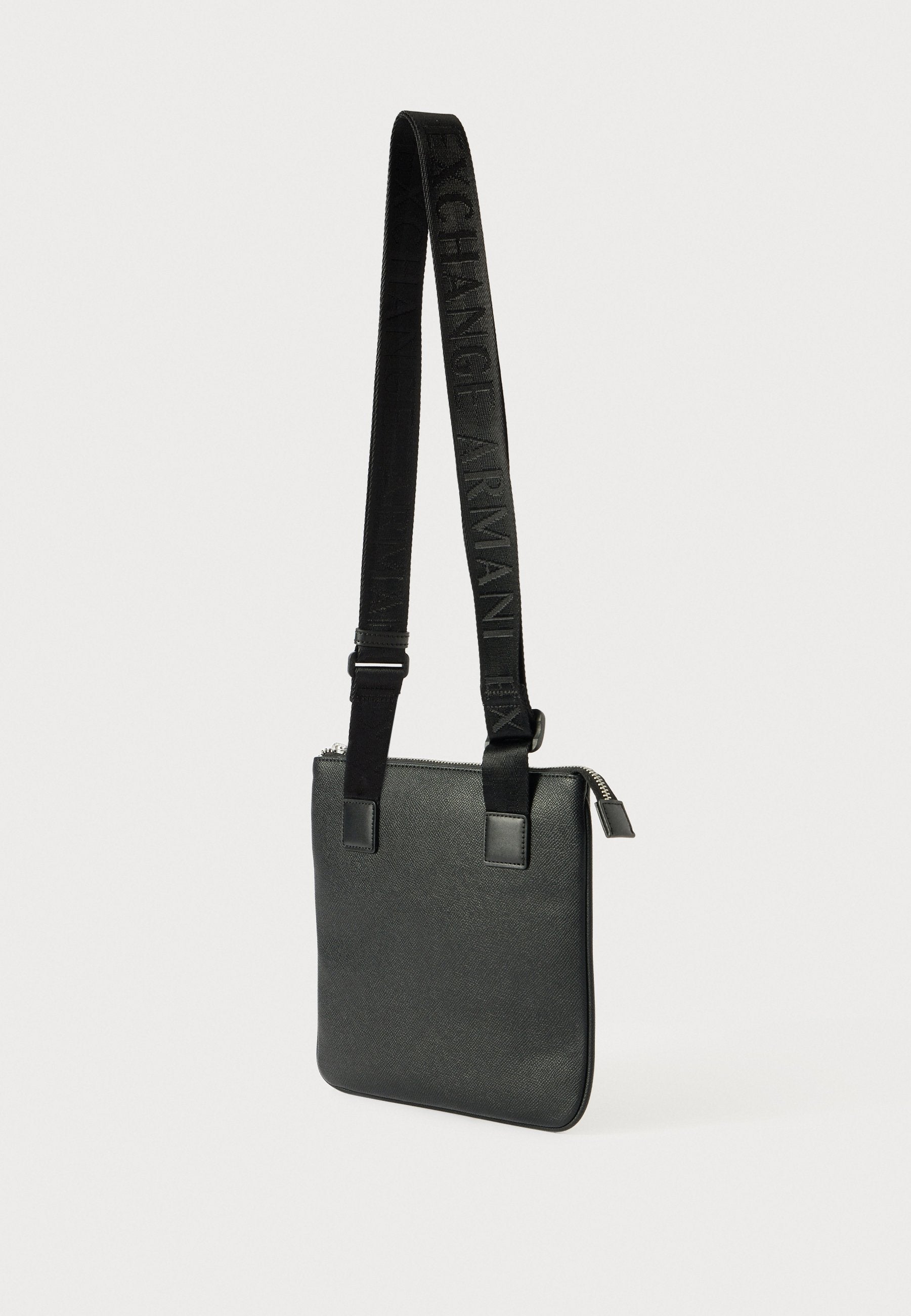 NEW YORK FLAT CROSSBODY UNISEX - Cross body bag - black