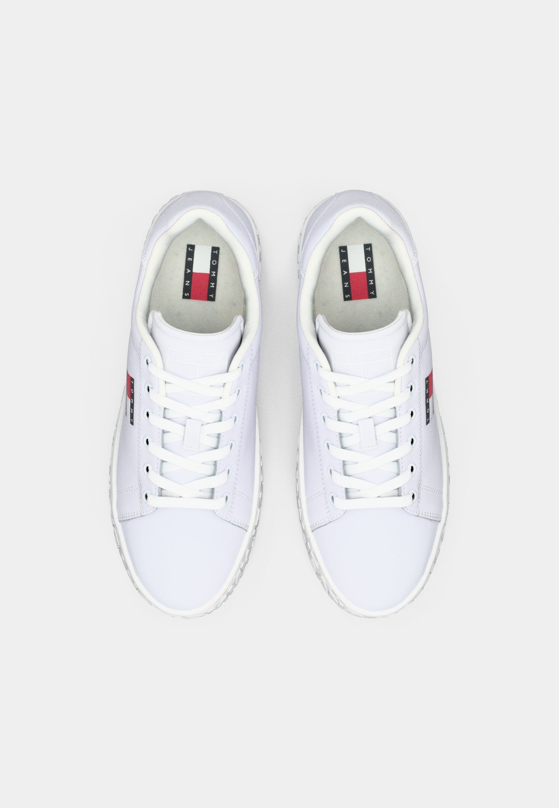 LOGO OUTSOLE - Trainers - white