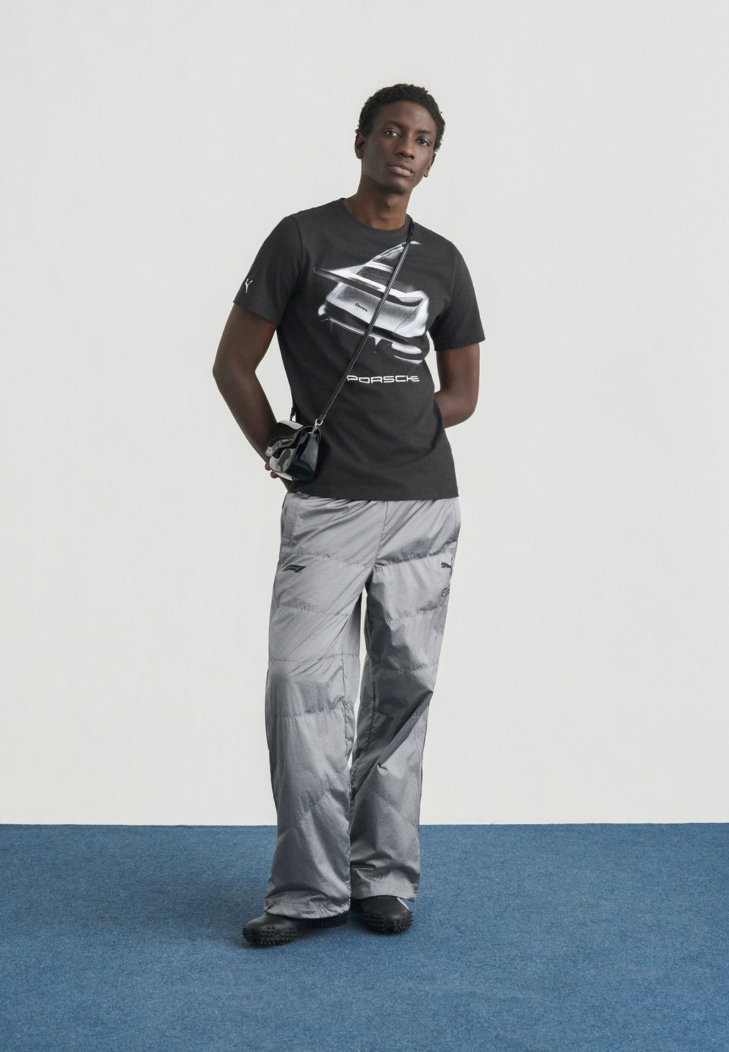 GRAPHIC TEE - Print T-shirt - black