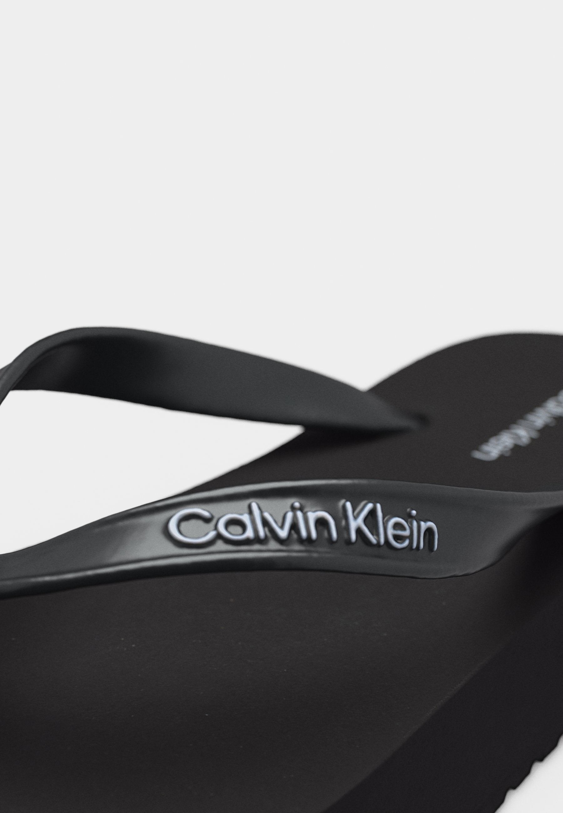 Pool slides - triple black