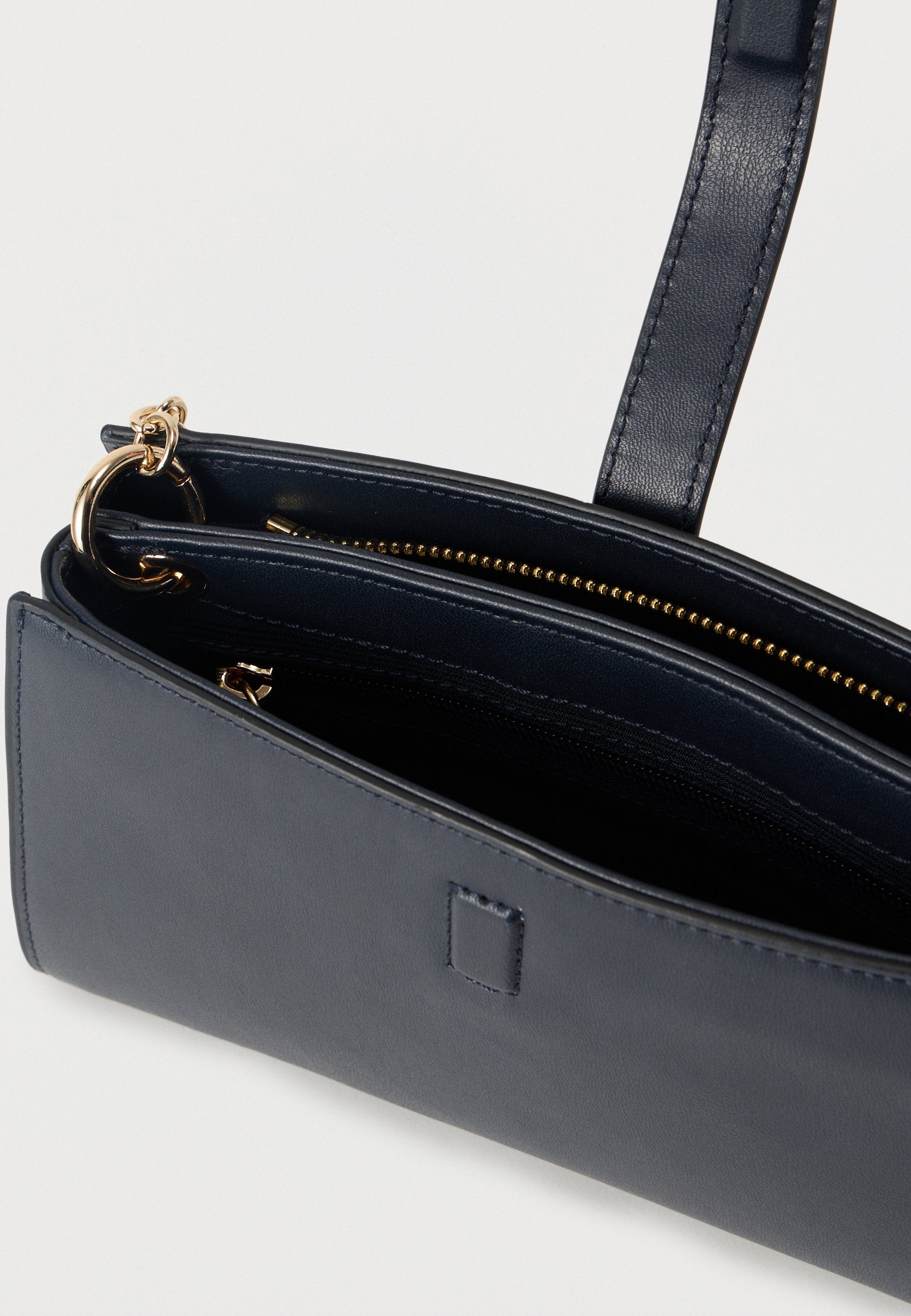TH LIBRE CHAIN CROSSOVER - Cross body bag - space blue
