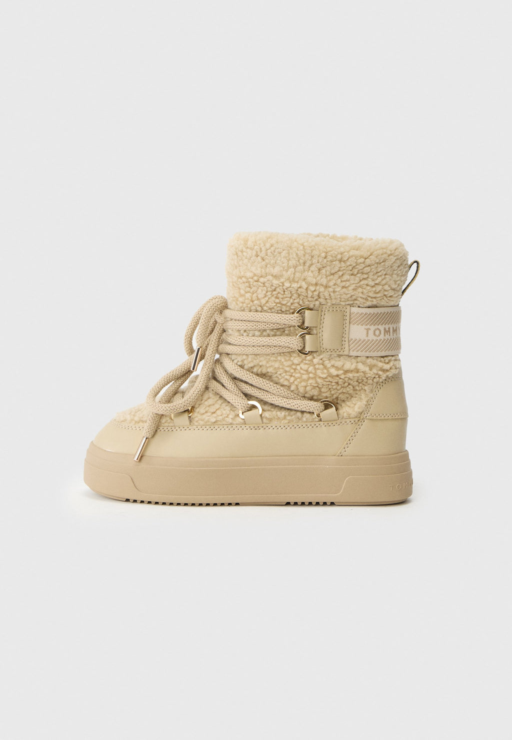 Winter boots - beige