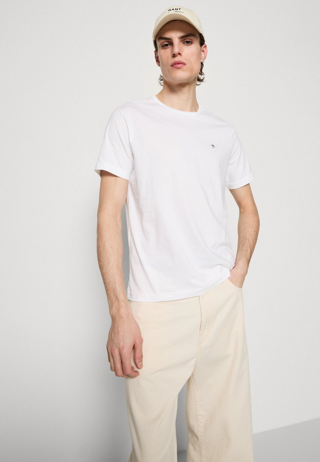 PRINTED ARCHIVE SHIELD - Basic T-shirt - white