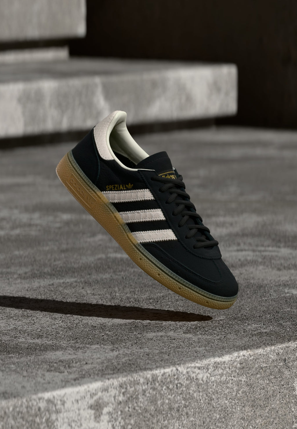 HANDBALL SPEZIAL - Trainers - core black/off white
