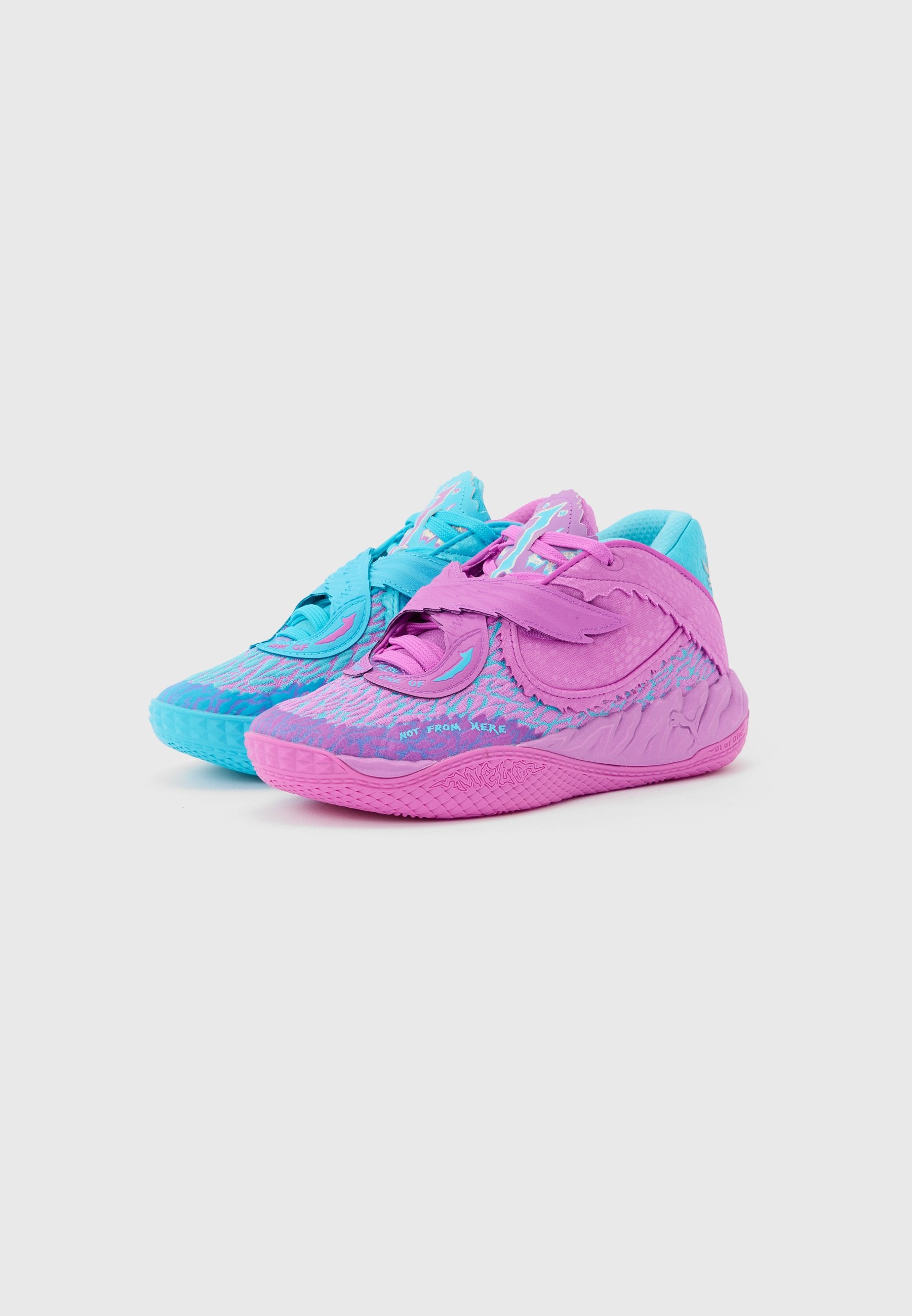 MB.05 HIVE UNISEX - Basketball shoes - bright aqua/pure magenta
