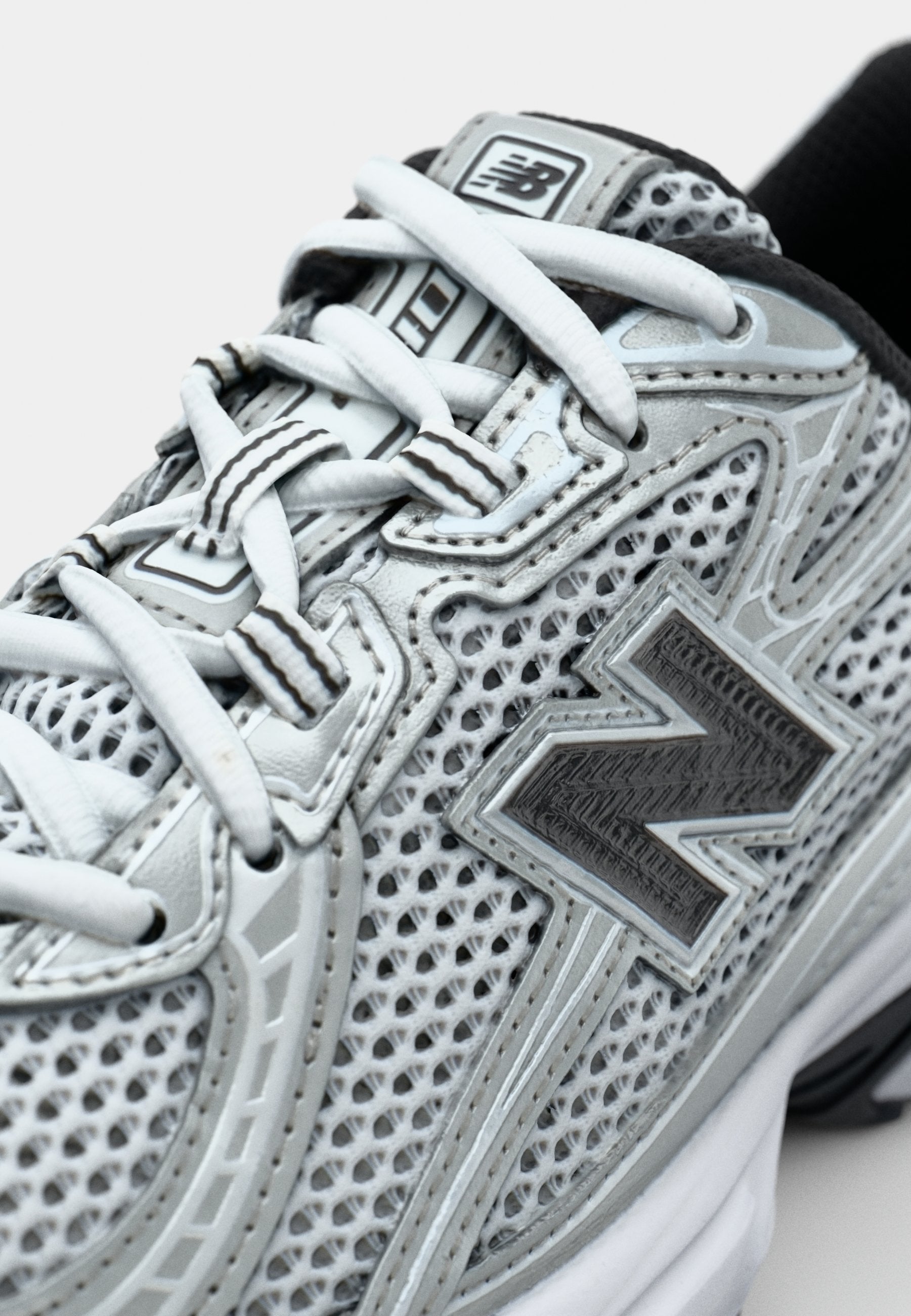 U740 UNISEX - Trainers - white