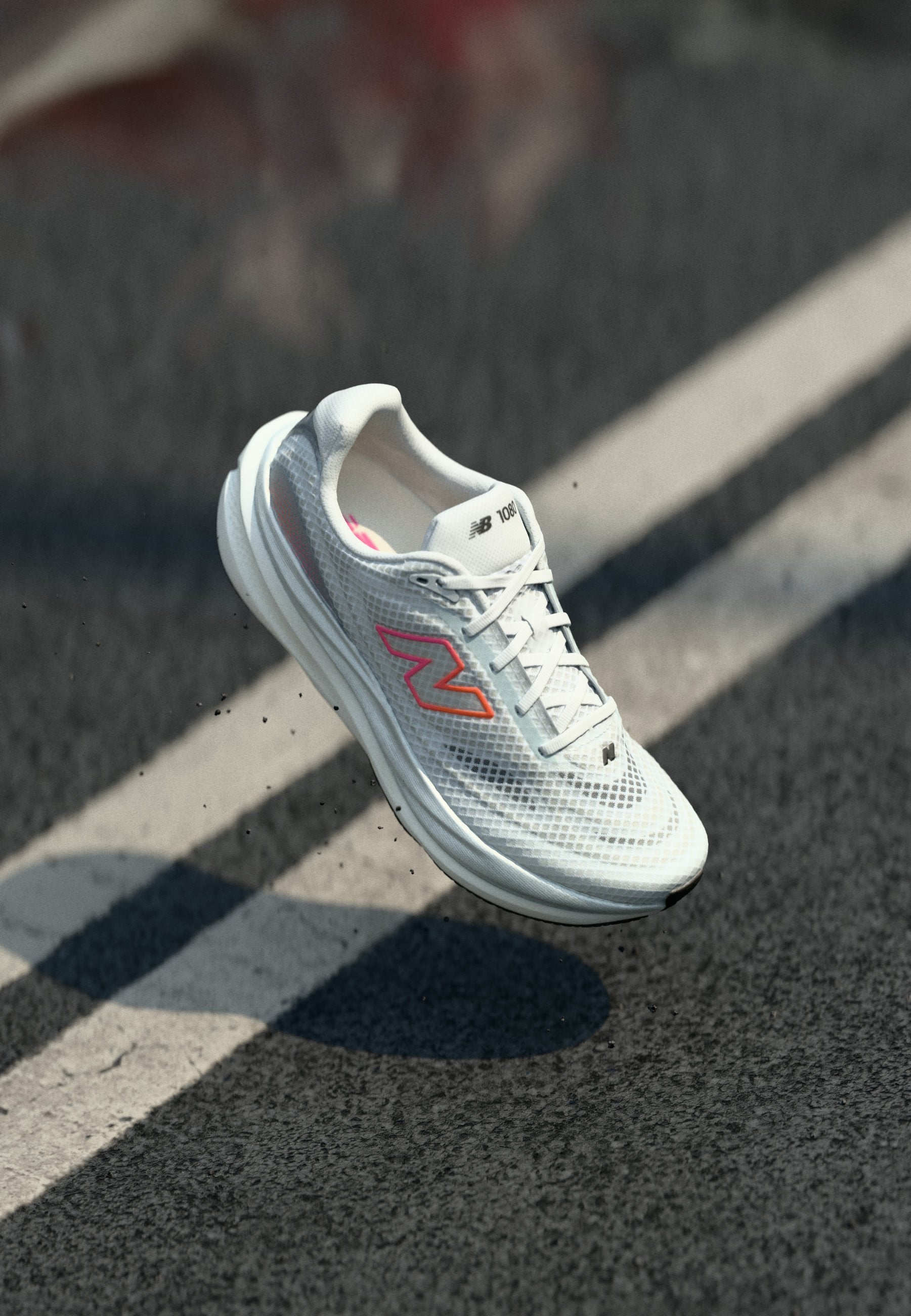1080V15 - Trainers - white