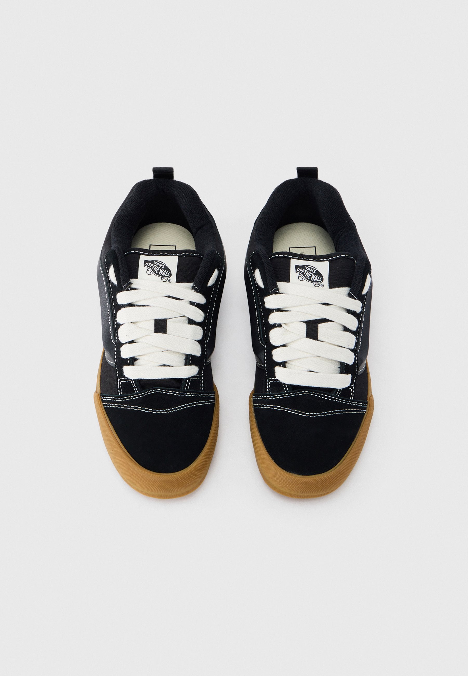 KNU SKOOL UNISEX - Skate shoes - gum/black