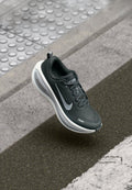 VOMERO PLUS - Road running shoes - anthracite/wolf grey/summit white/pure platinum-coloured
