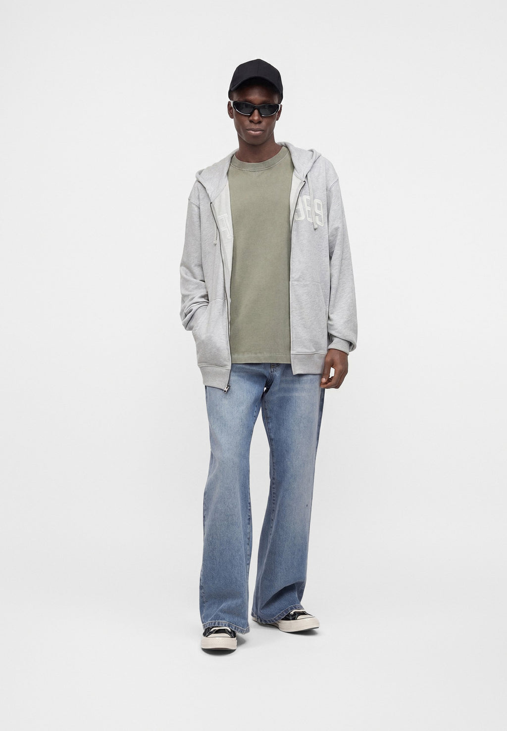 Zip-up sweatshirt - grey