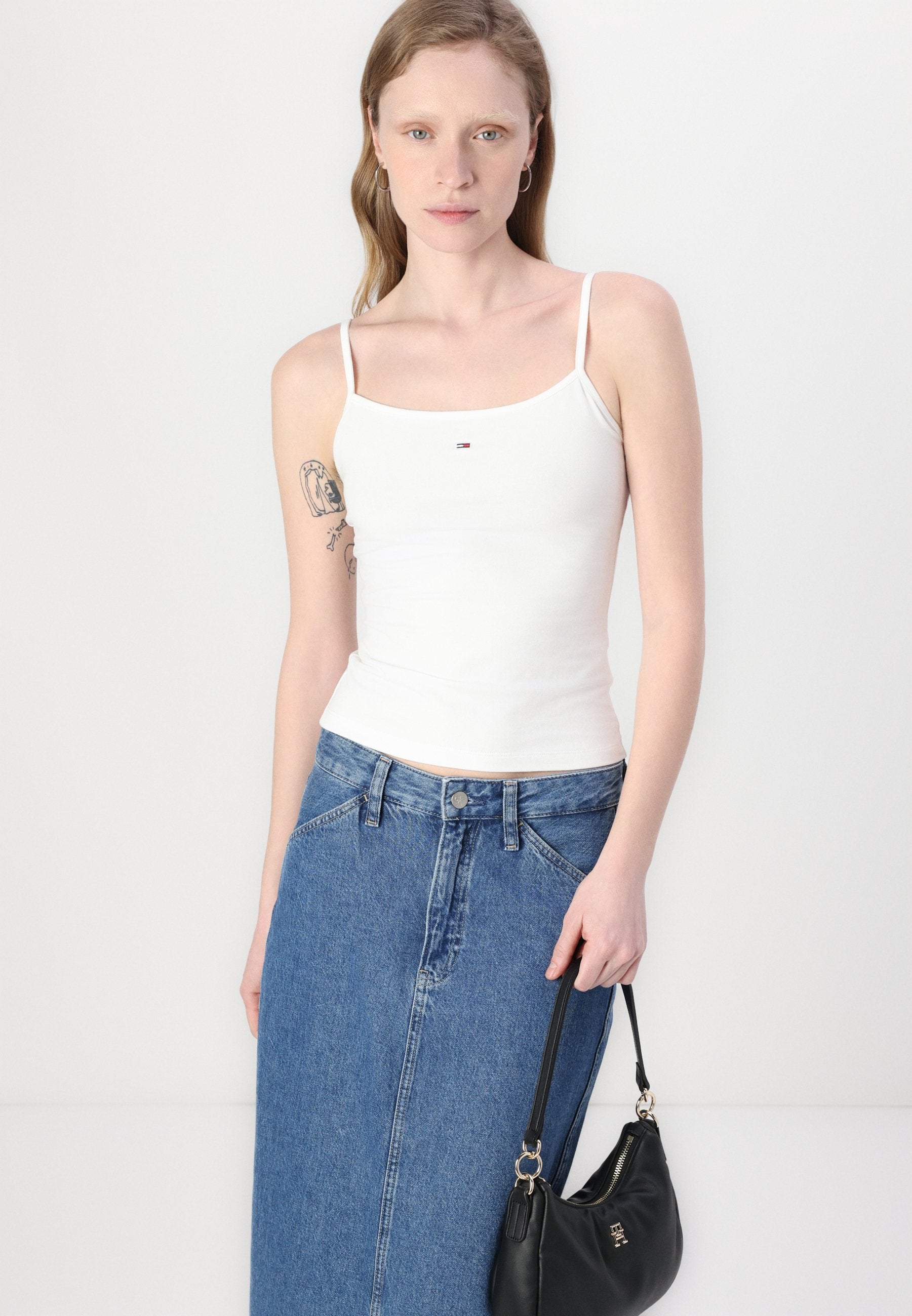 FLAG EMBROIDERY SLIM SPAGHETTI STRAP TOP - Top - ecru