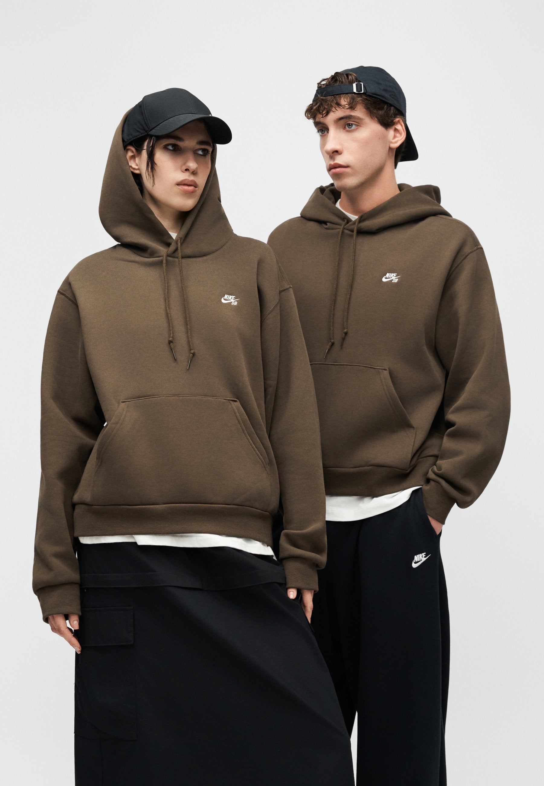 LOGO UNISEX - Hoodie - dark hazel/white