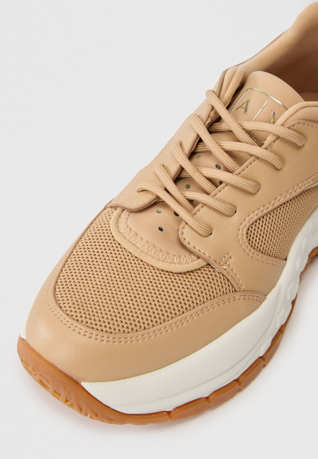Trainers - desert breeze