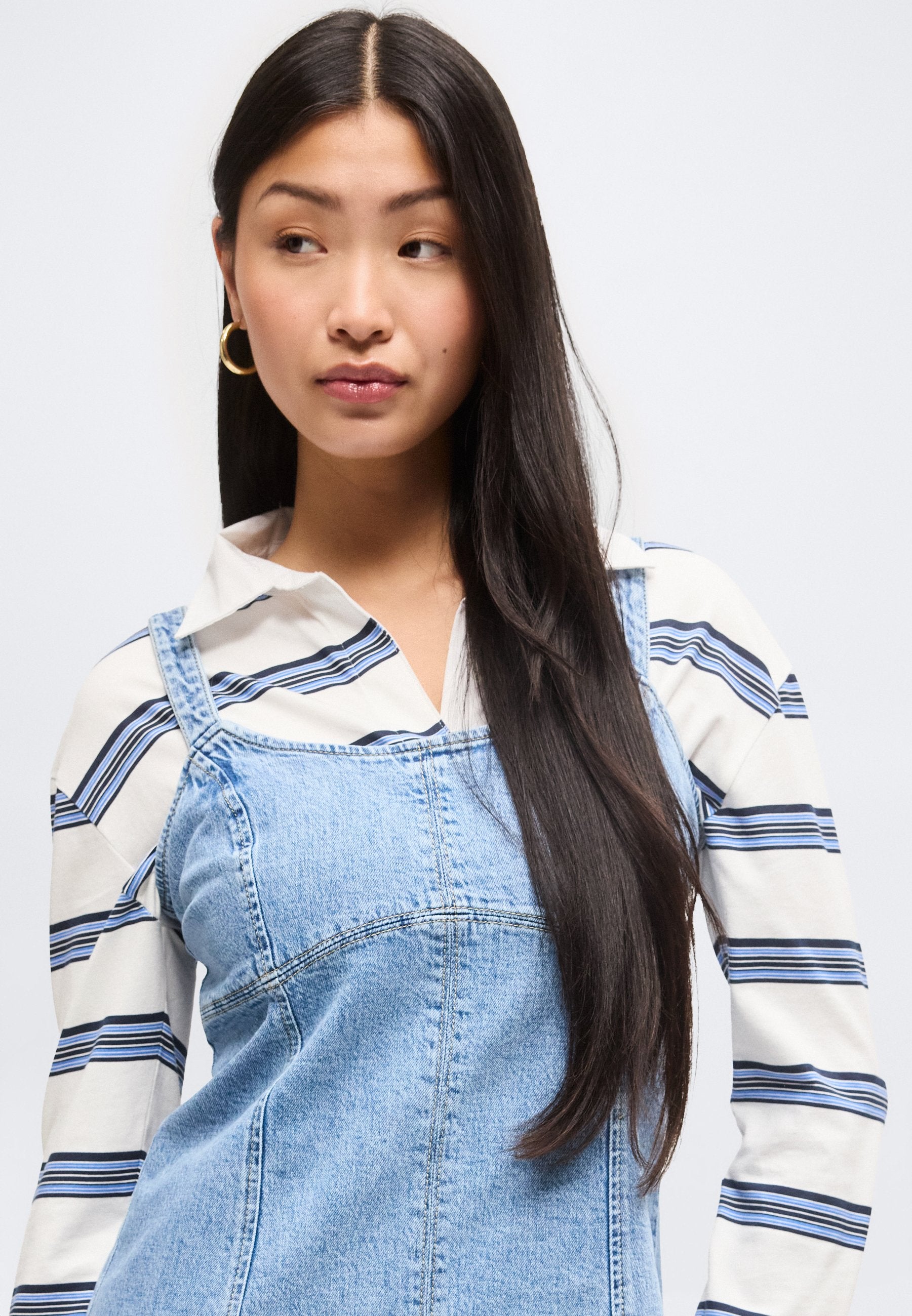 PANELED MINI DRESS - Denim dress - medium wash