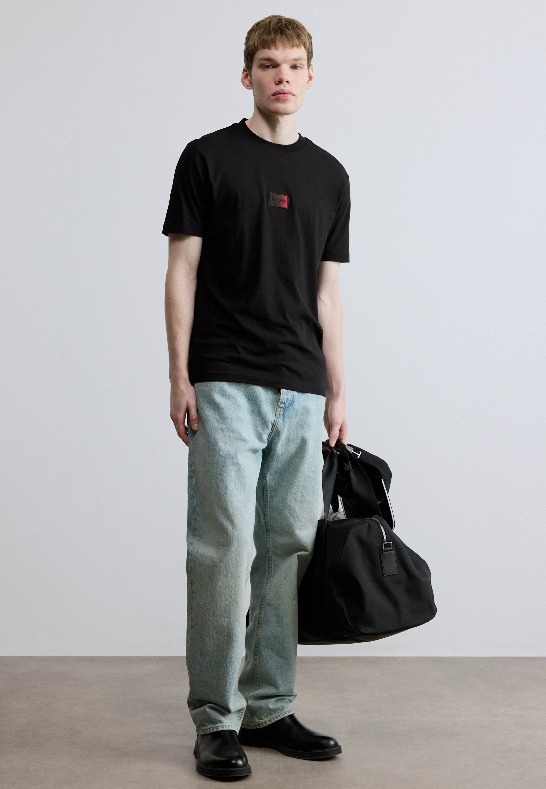 DANOTIE - Basic T-shirt - black