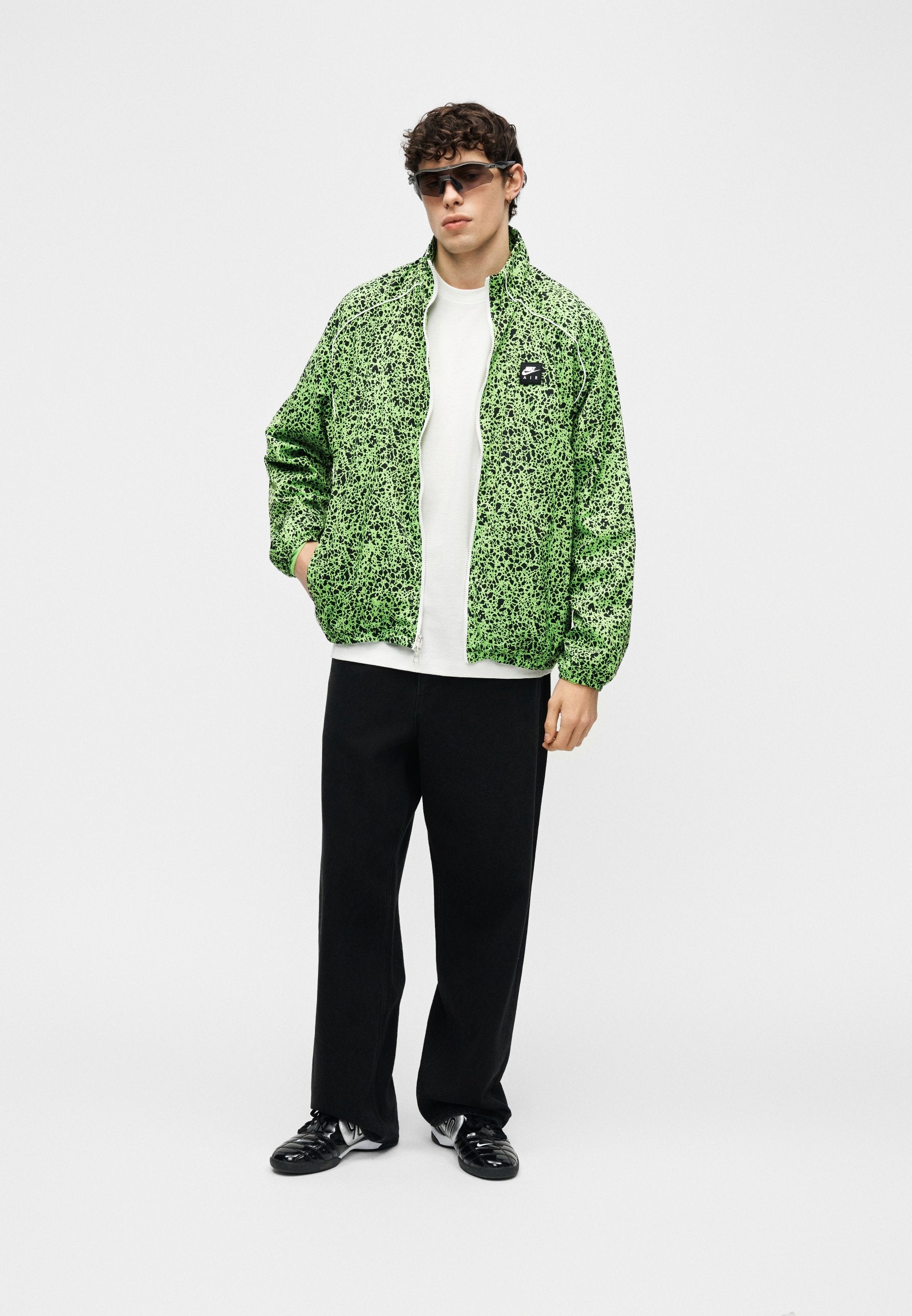 Outdoor jacket - mean green