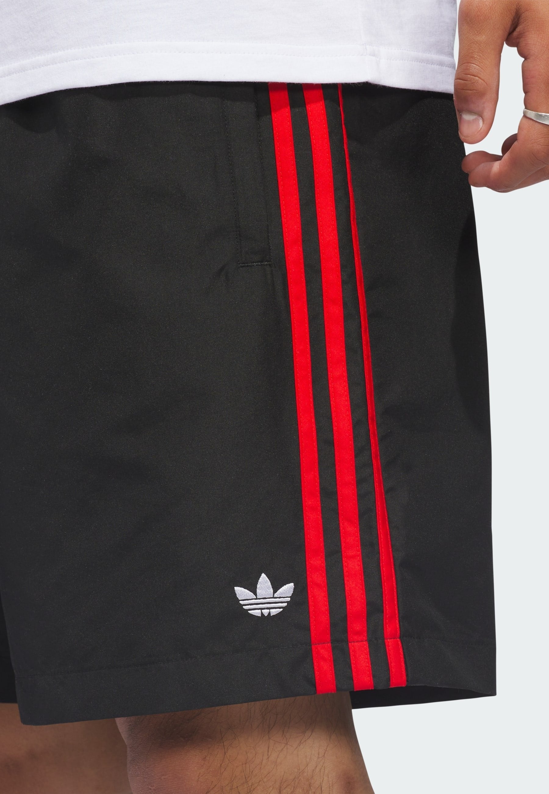 Shorts - black/white/red