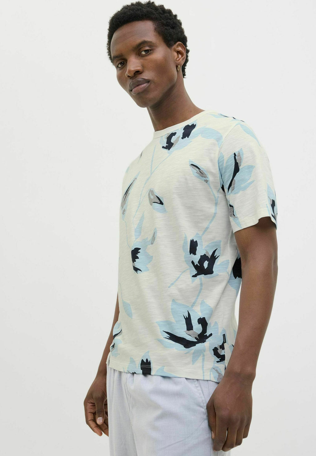All Over Print - Print T-shirt - cloud dancer