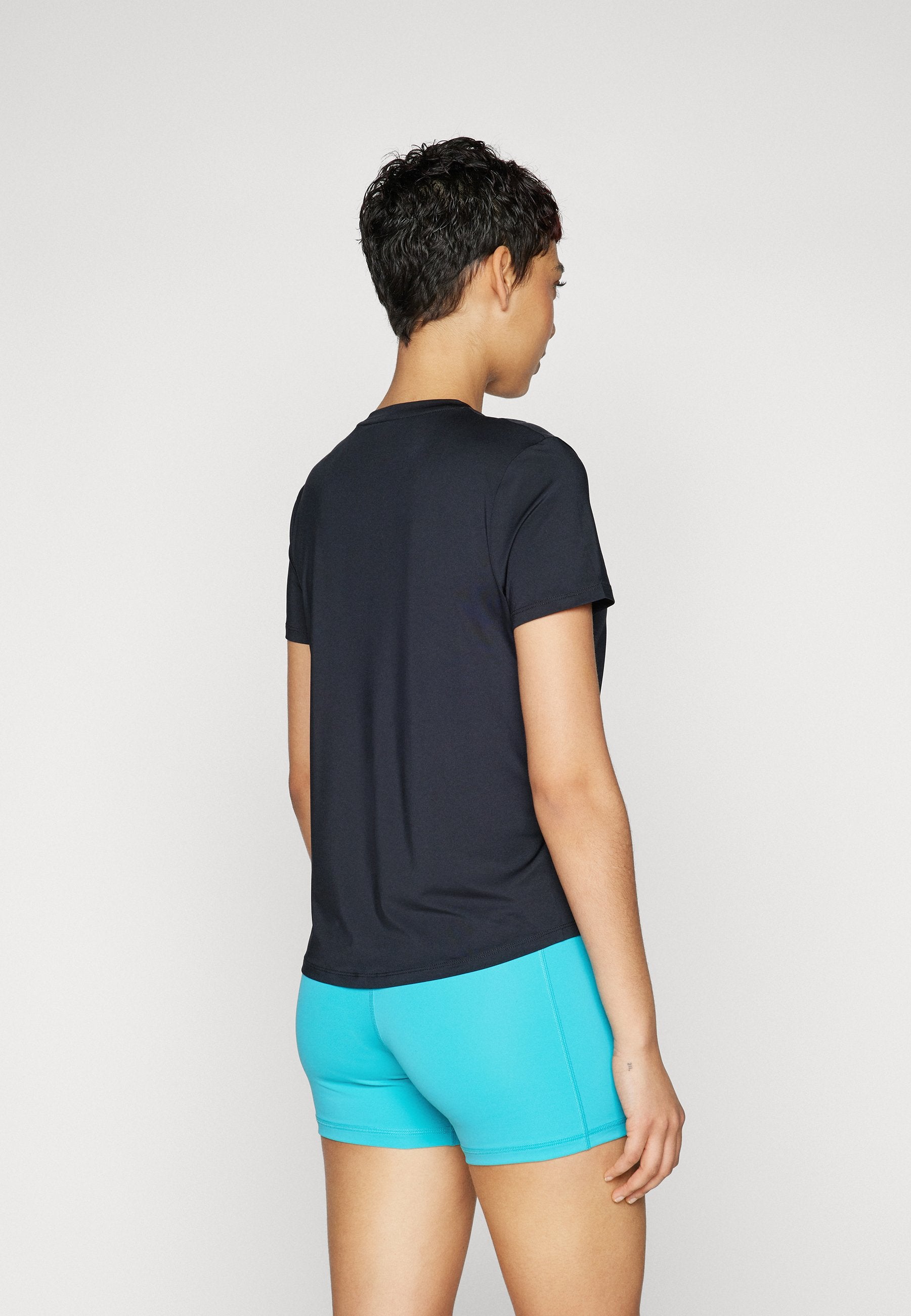 ONE CLASSIC TOP - Sports T-shirt - black white