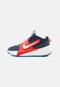 TEAM HUSTLE UNISEX - Basketball shoes - navy/sail/university red/photo blue