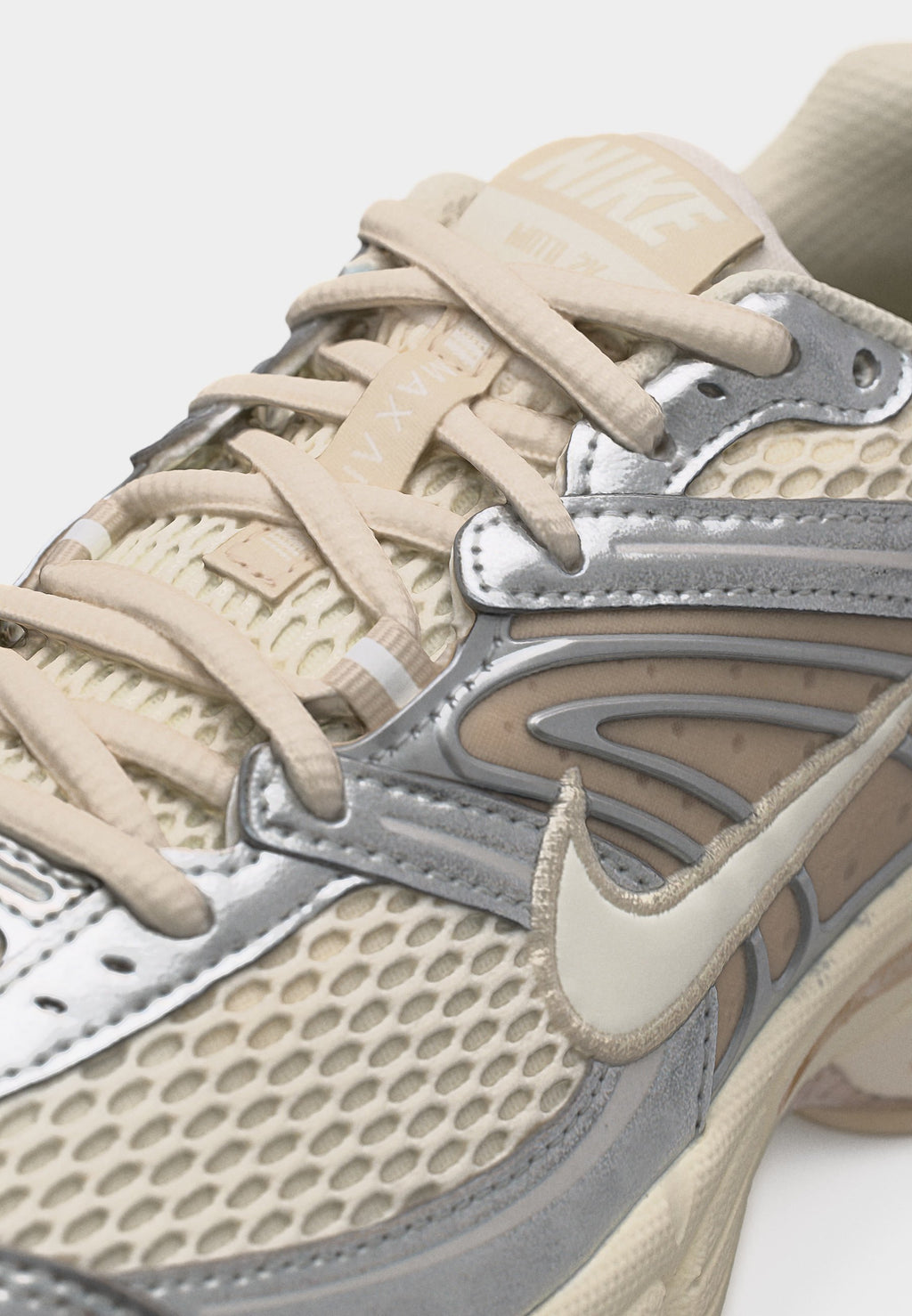AIR MAX MOTO 2K - Trainers - pale ivory/sail/metallic silver-coloured/light orewood brown