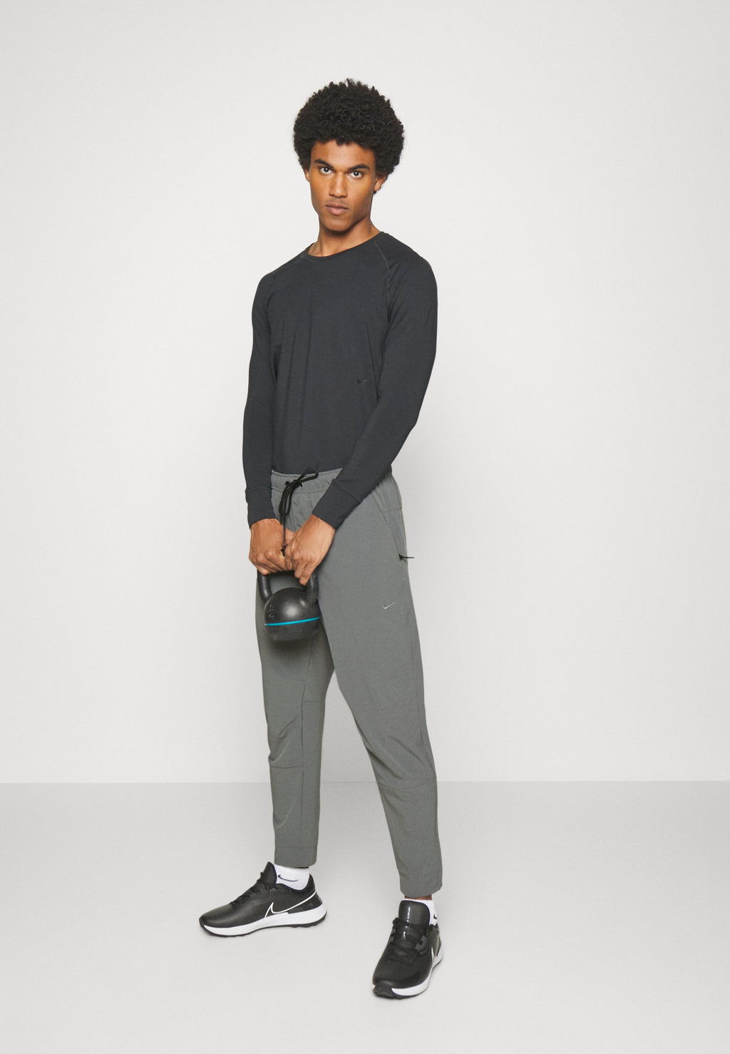 UNLIMITED - Tracksuit bottoms - smoke grey/black/reflective silver