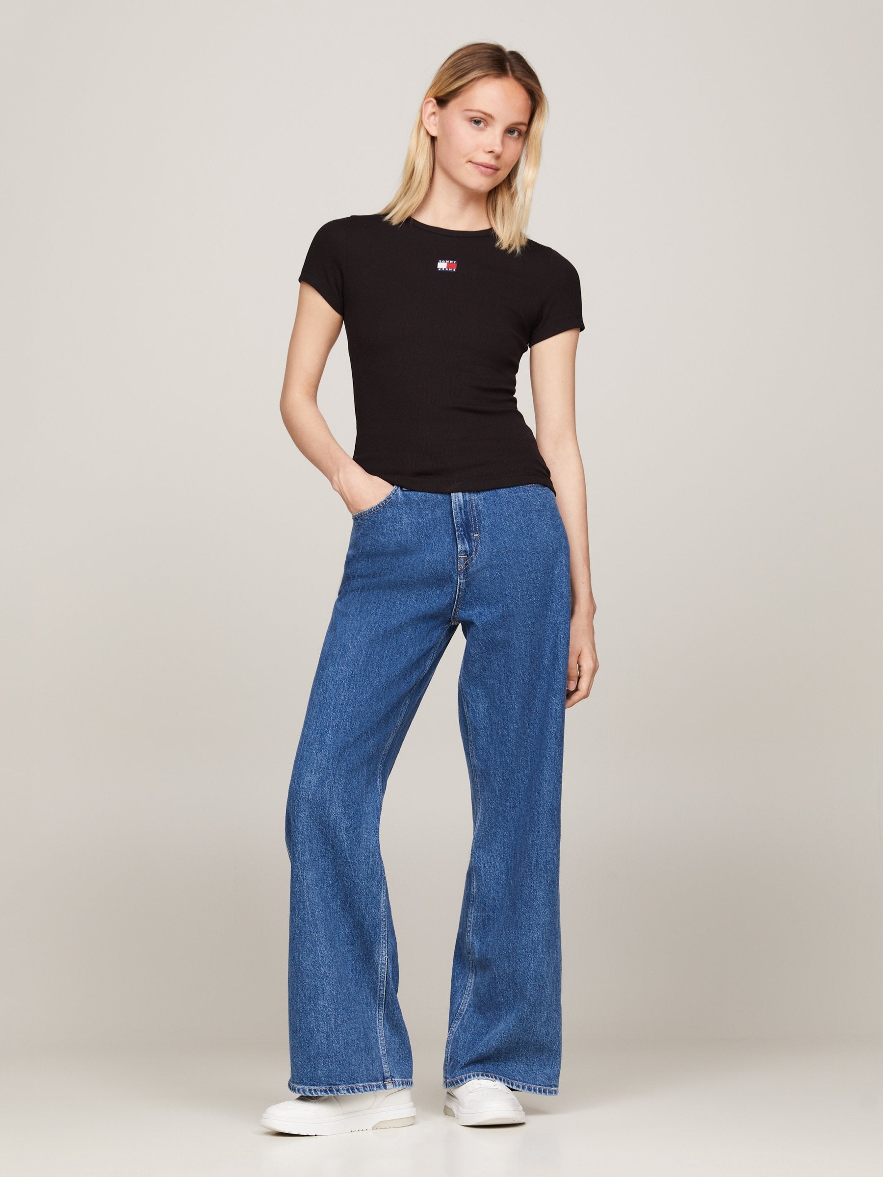 SLIM BADGE TEE - Basic T-shirt - black