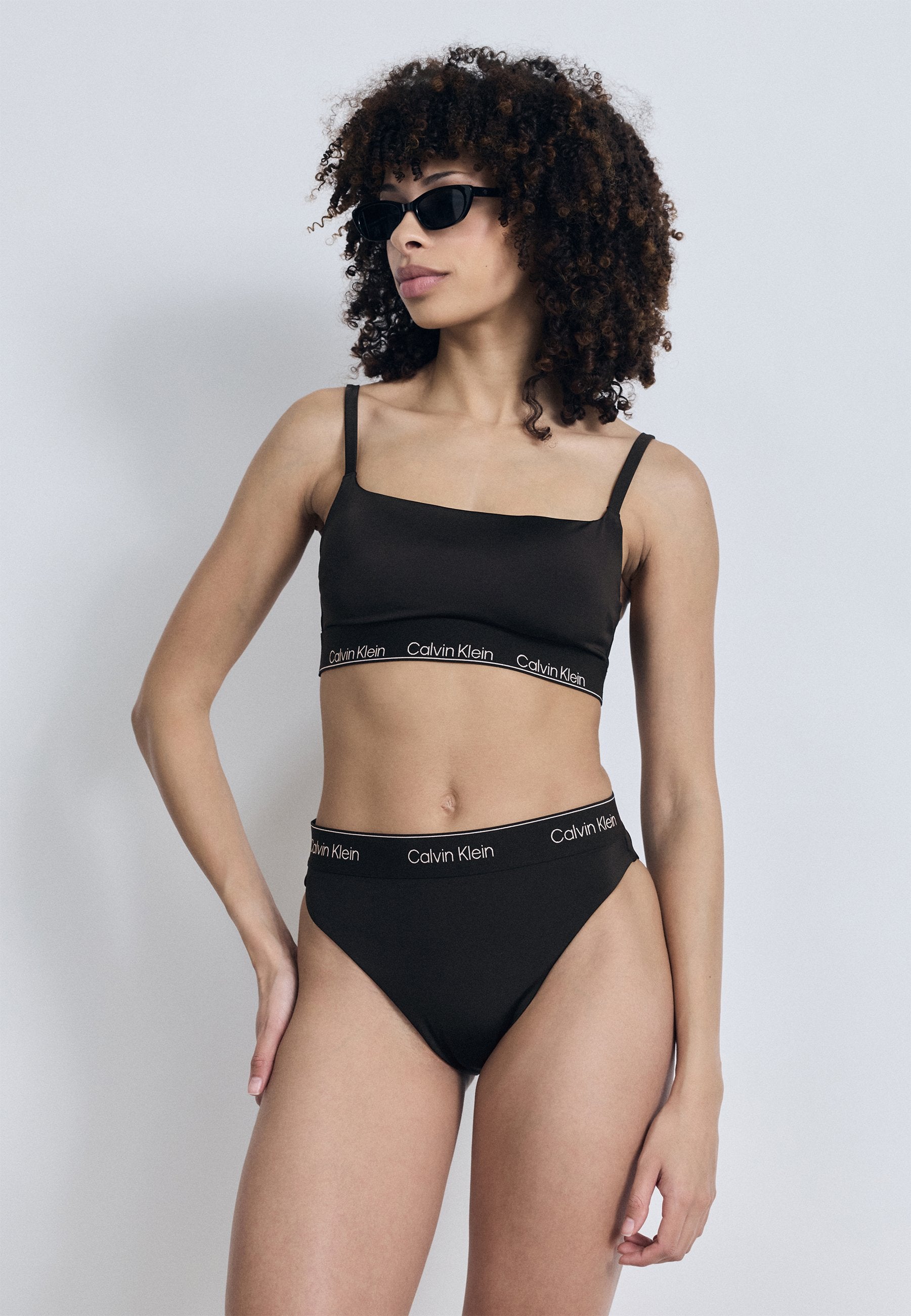 SQUARE NECK BRALETTE ICON SWIM - Bikini üstü - siyah